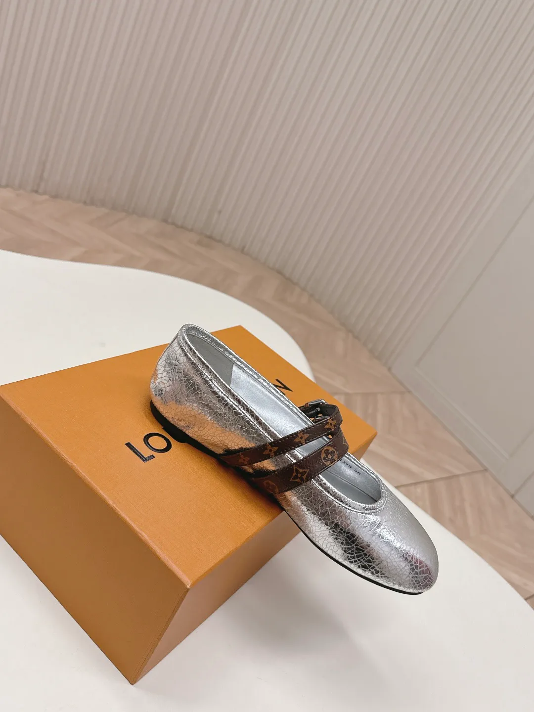 Туфли Женские Louis Vuitton 13553647