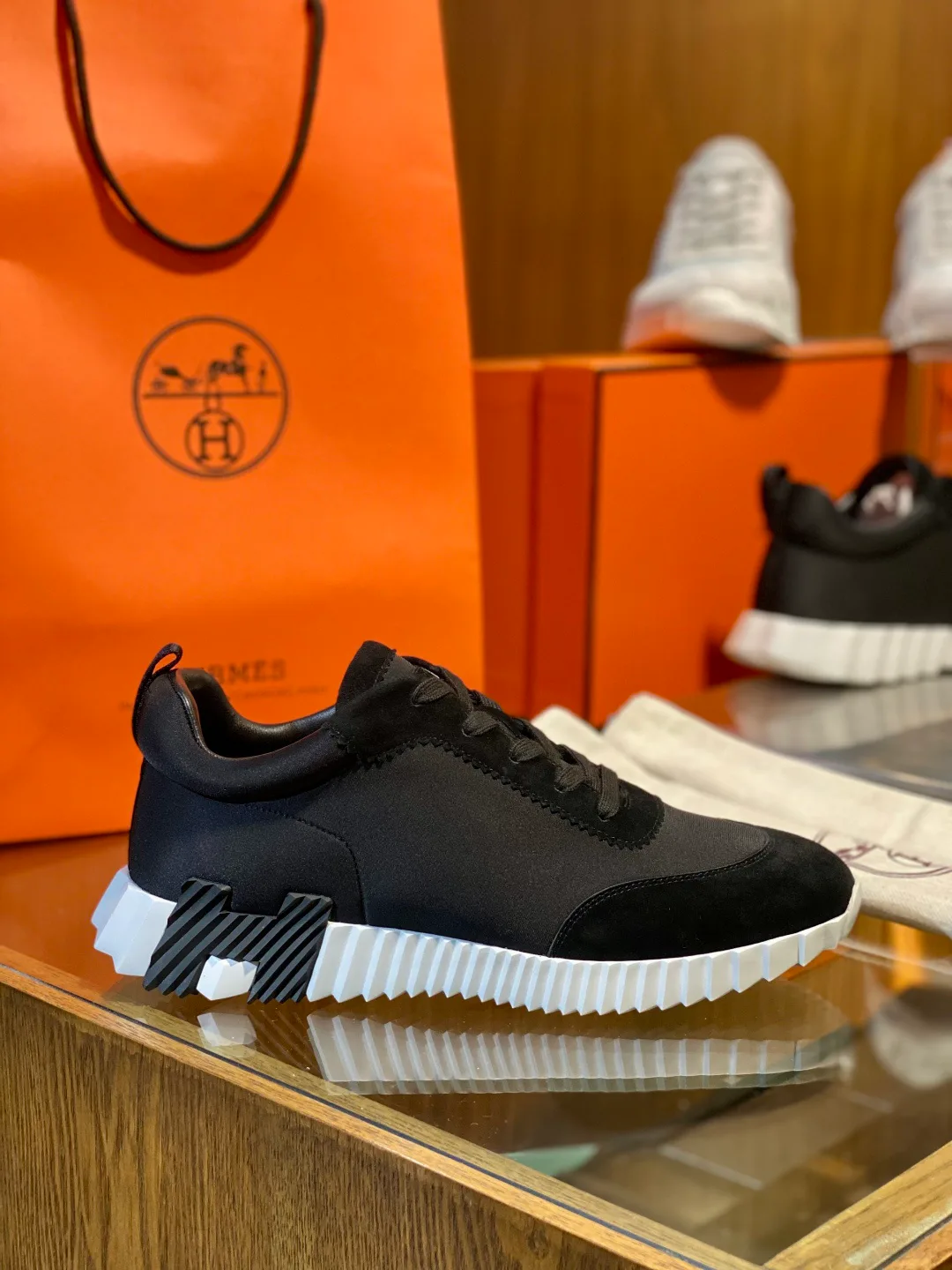 Кроссовки Женские Hermes 14118325
