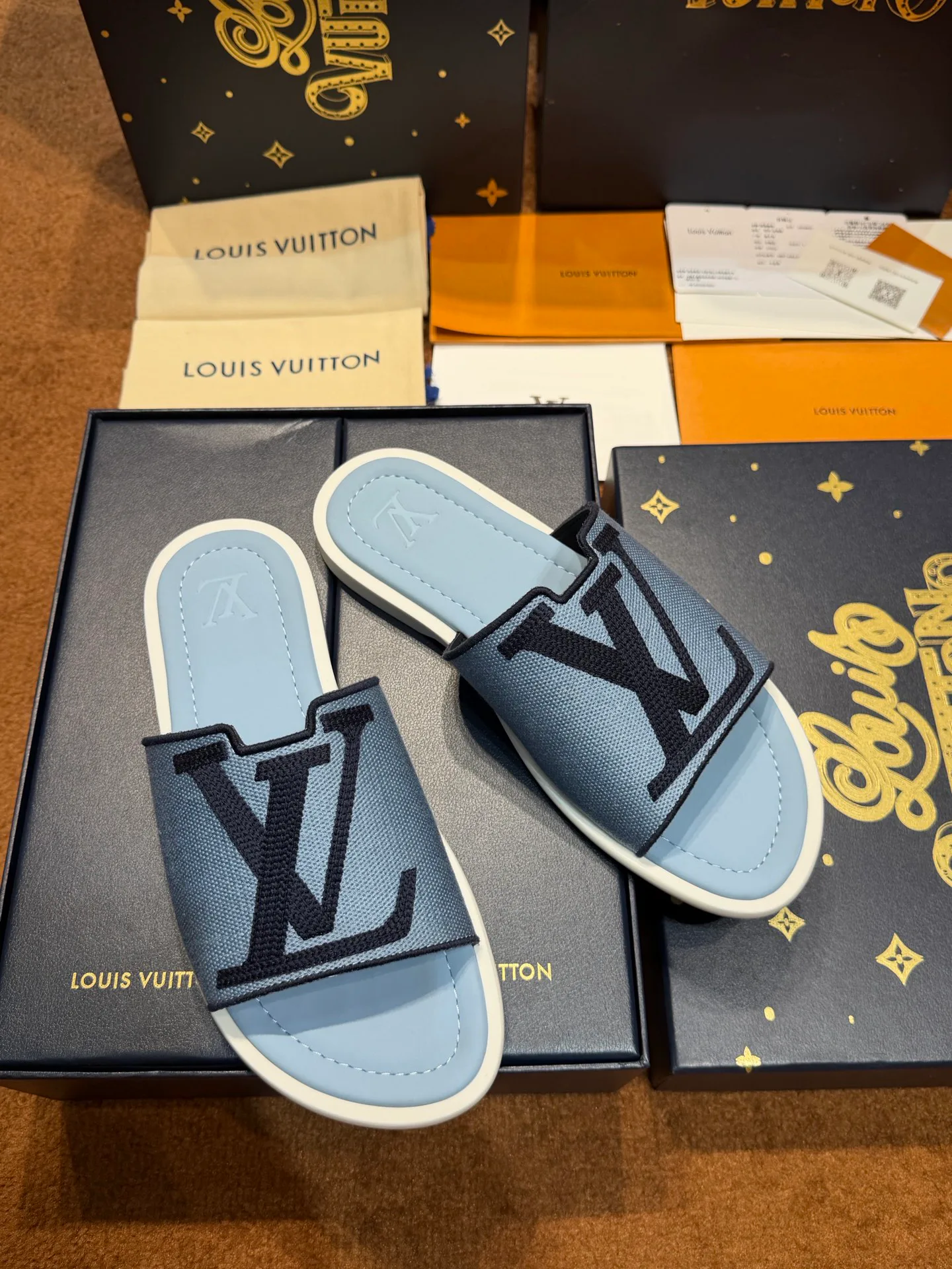 Шлепанцы Мужские Louis Vuitton 17342954