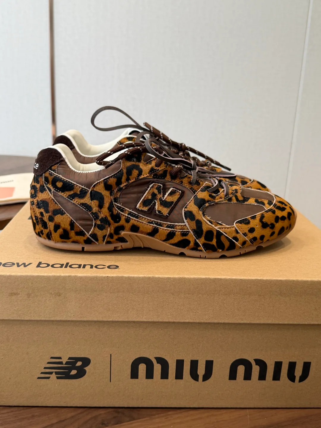 Кроссовки Женские Miu Miu 18182995