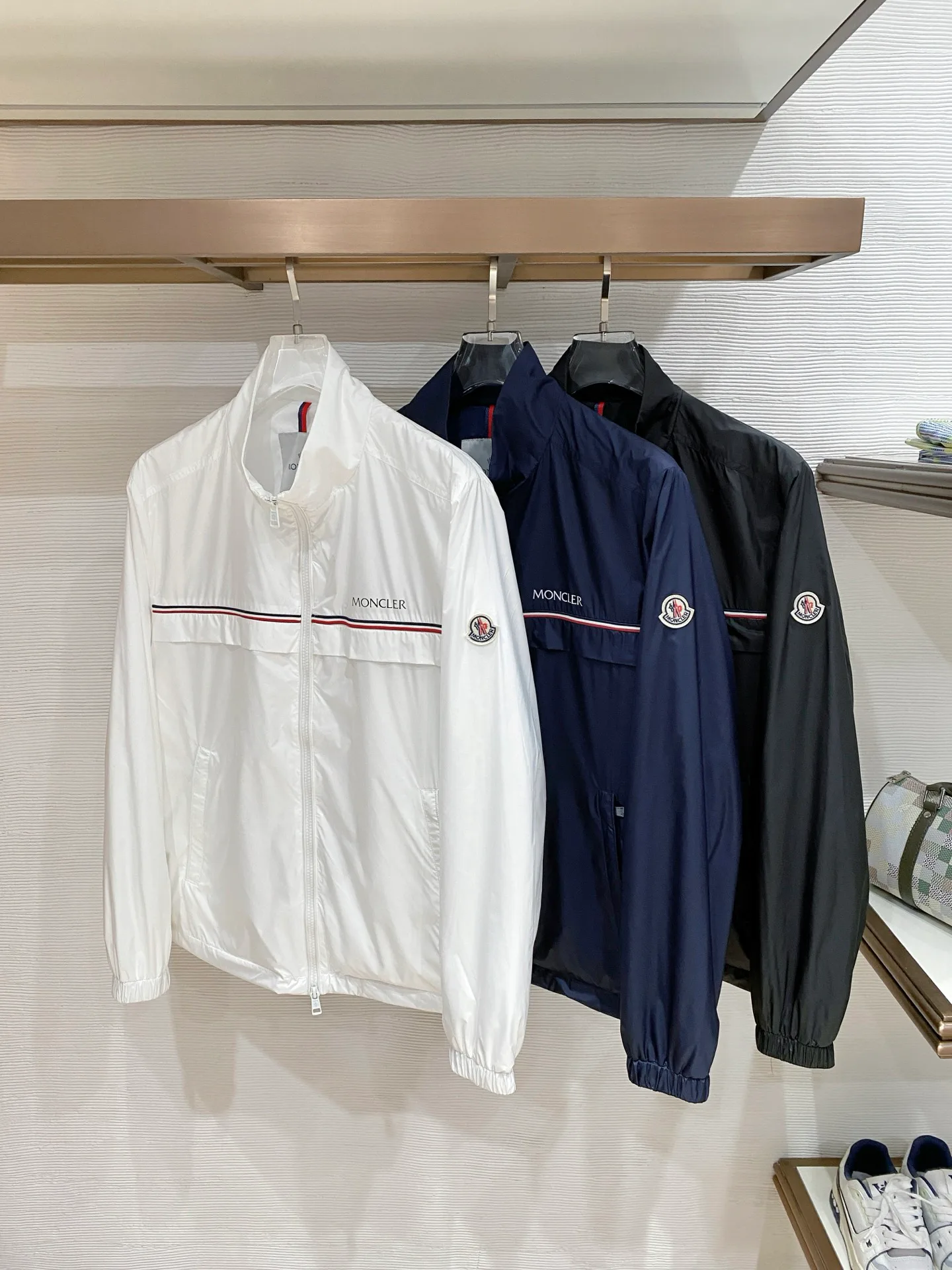 Пальто И Тренчи Мужские Moncler 11556931