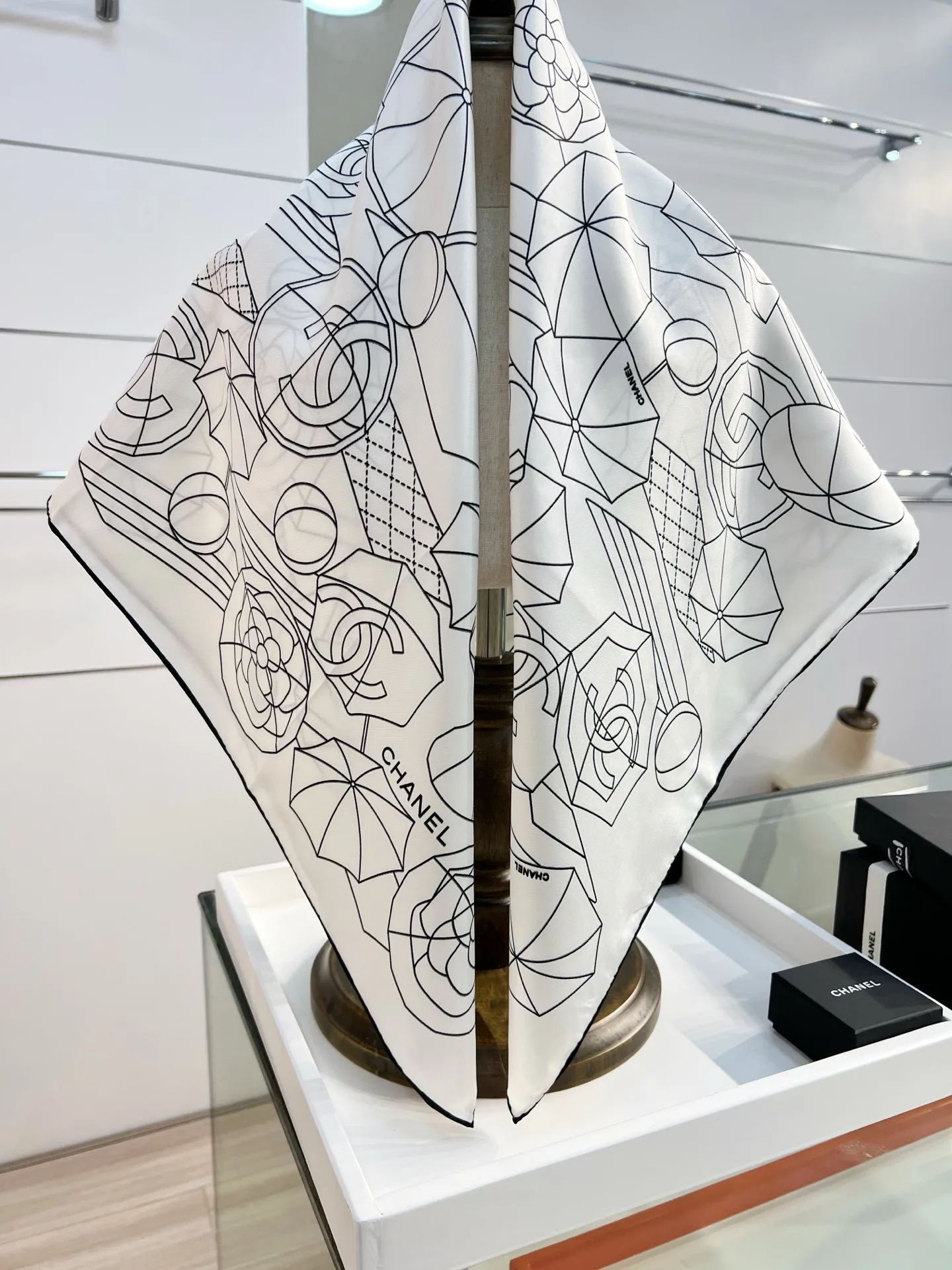 Платки Chanel 1020599