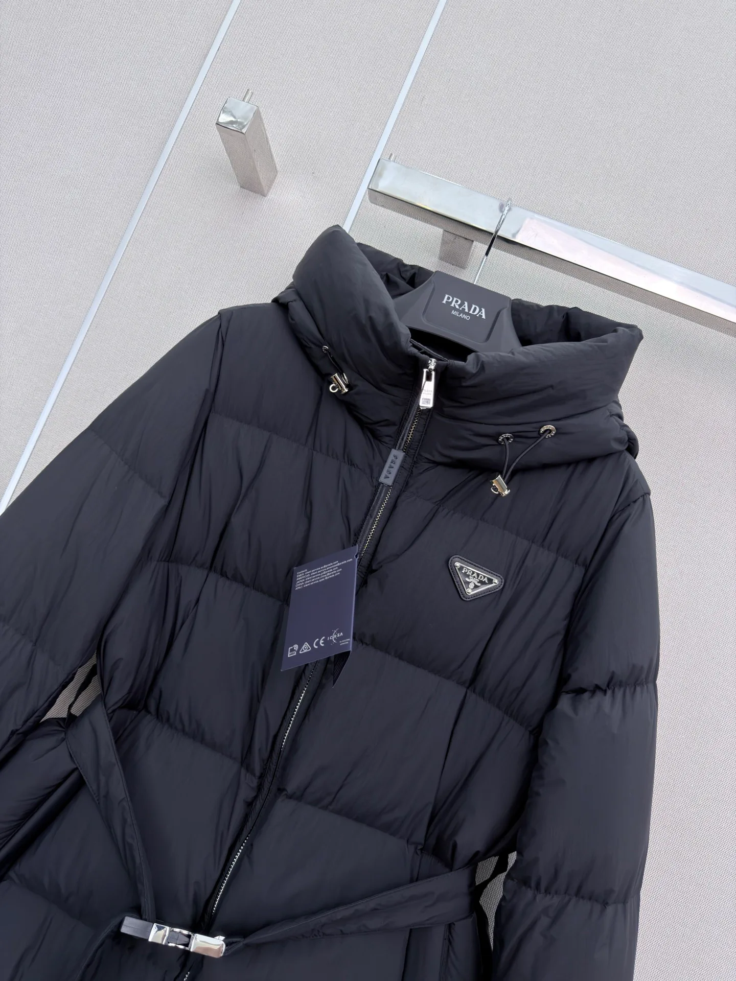 Куртки И Пуховики Женские Prada 18185798