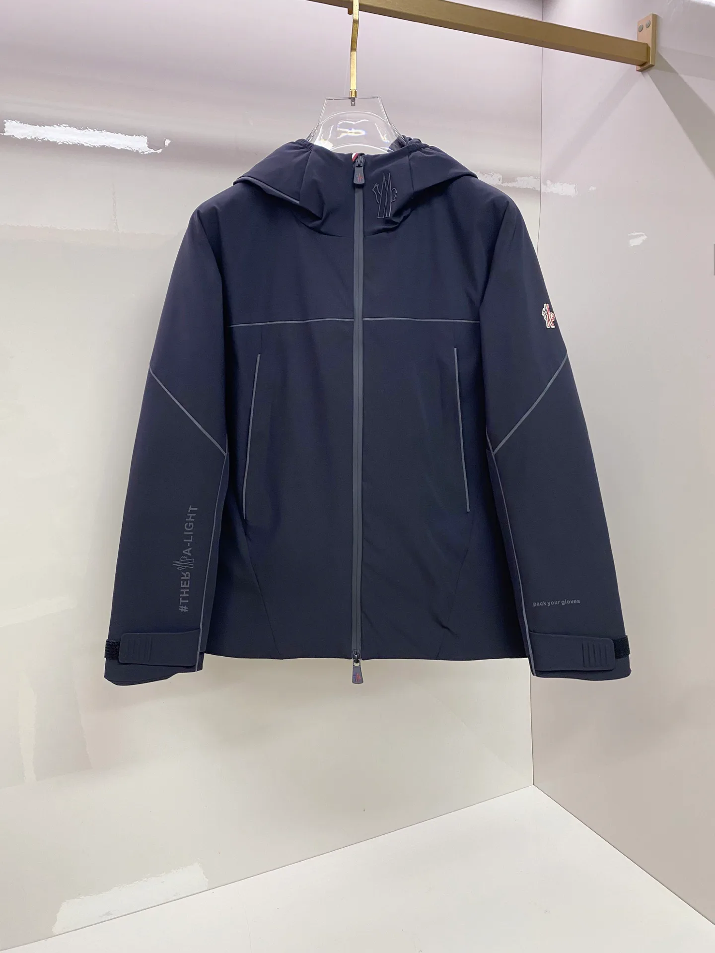 Куртки И Пуховики Мужские Moncler 1129738