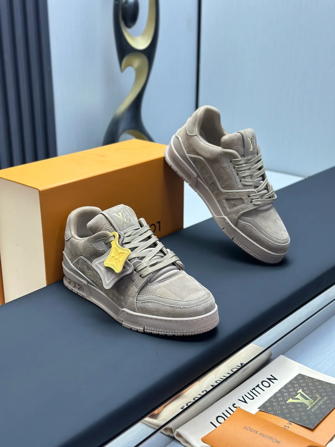 Кроссовки Женские Louis Vuitton 153032