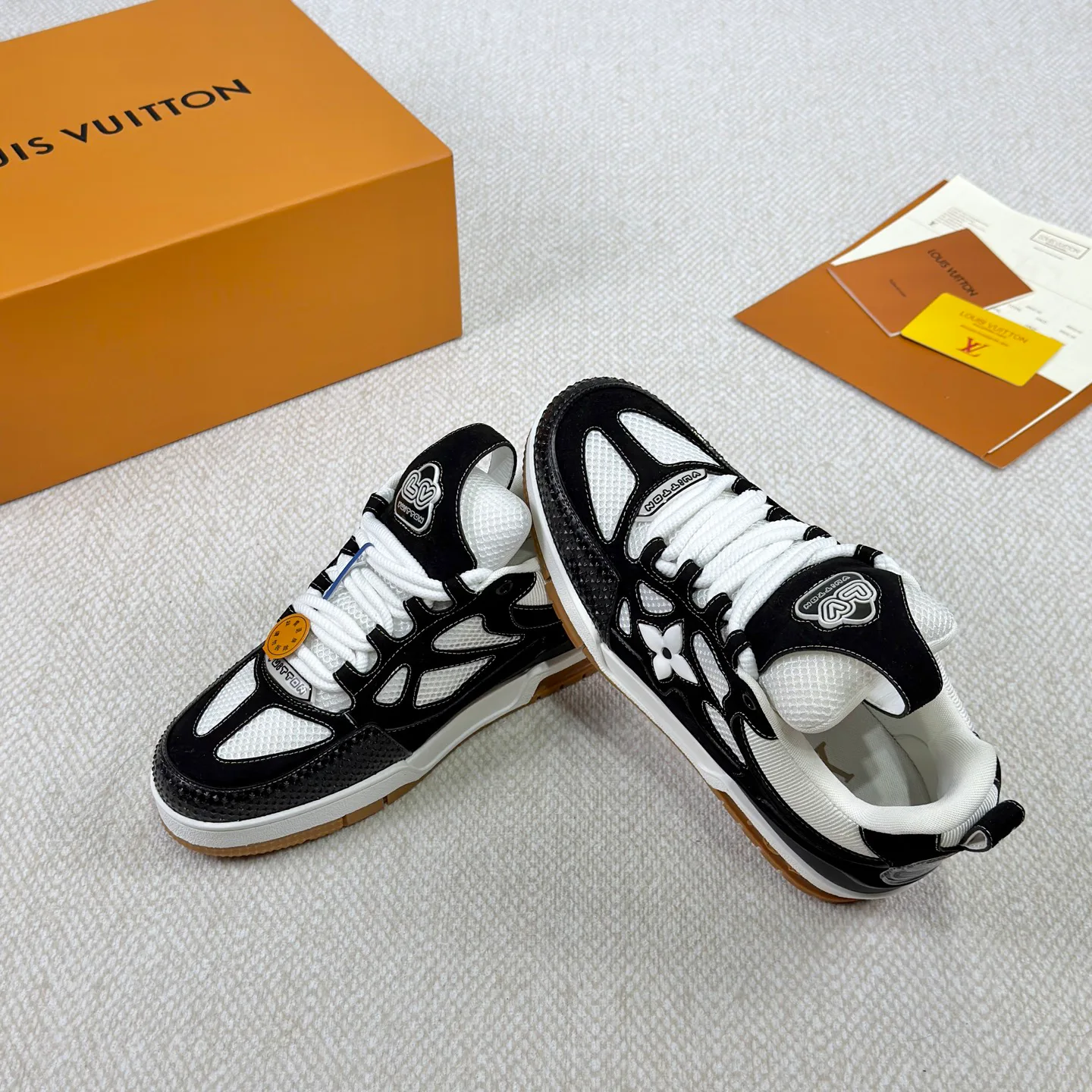 Кроссовки Мужские Louis Vuitton 18892497