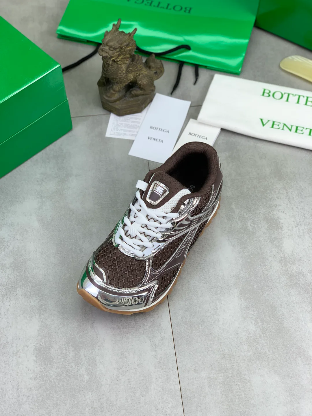 Кроссовки Женские Bottega Veneta 18365192