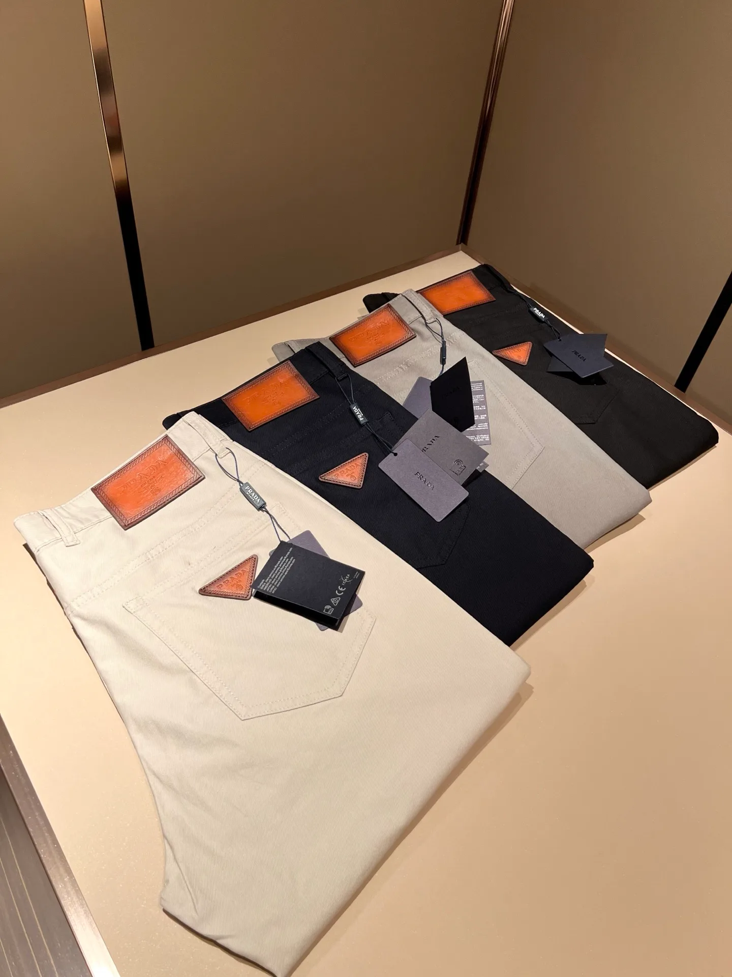 Брюки Мужские Prada 11952909