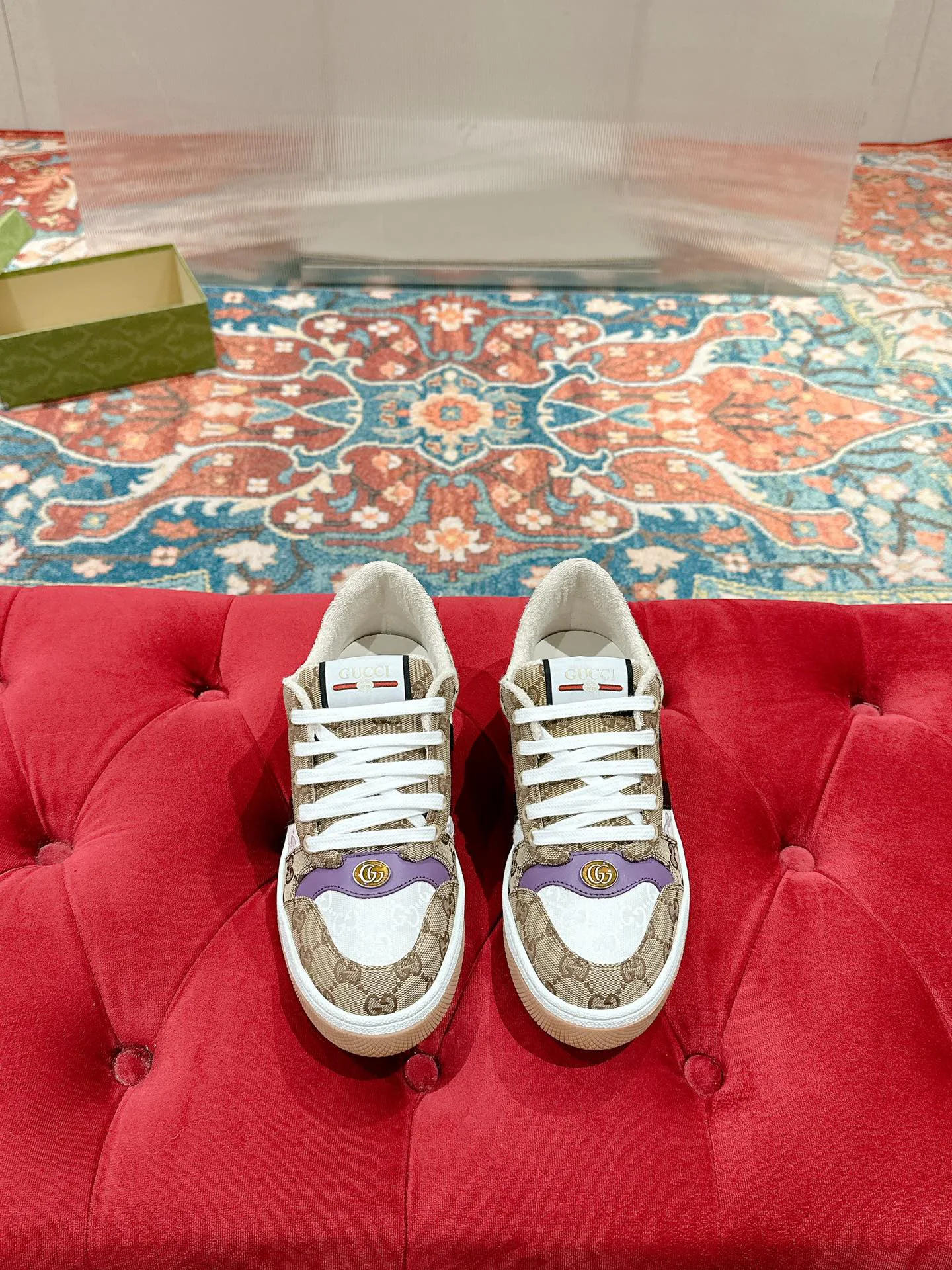 Кроссовки Женские Gucci 17956662