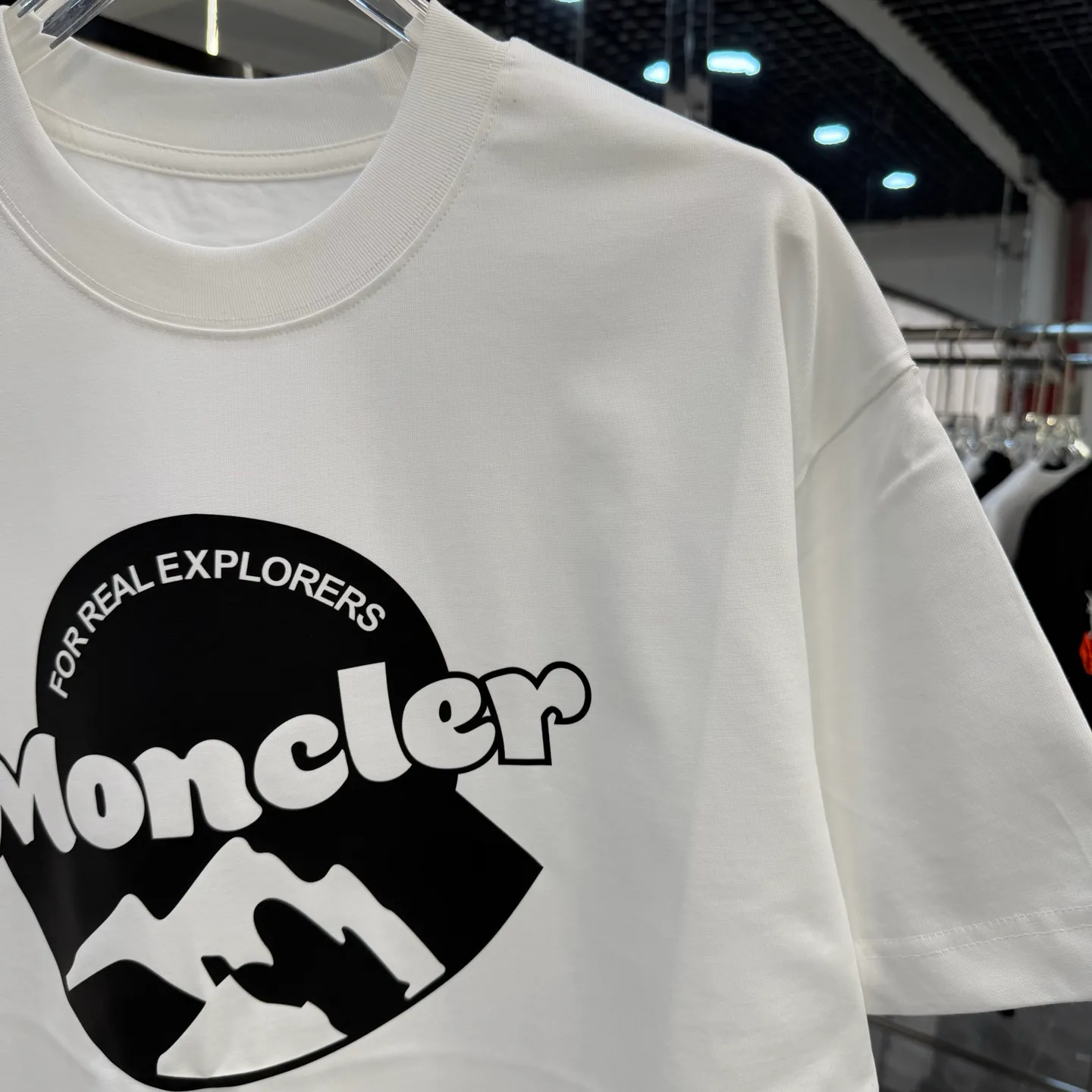 Футболки Мужские Moncler 11280076