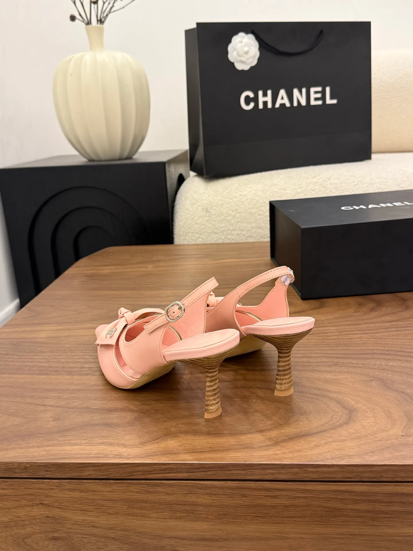 Сандалии Женские Chanel 13444902