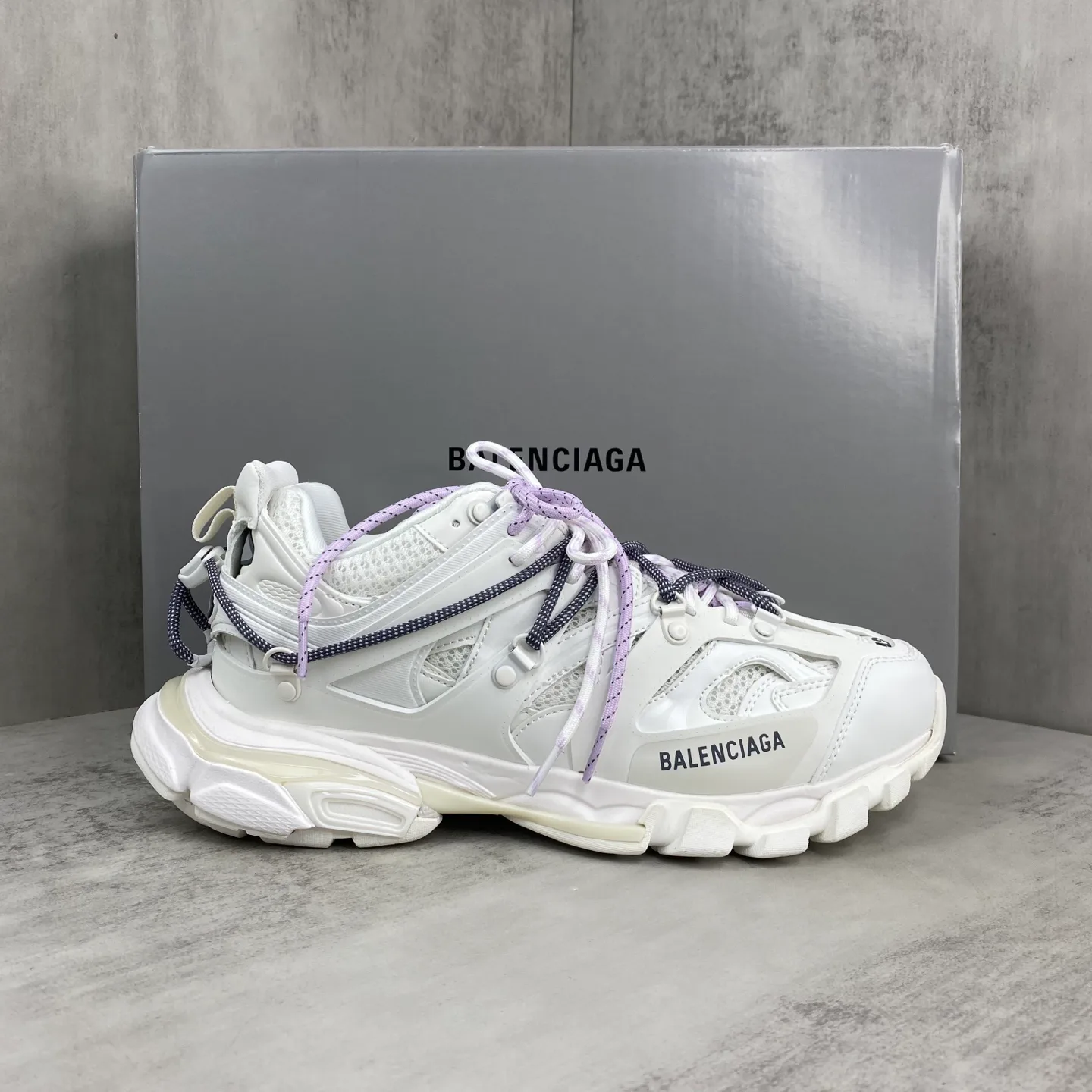 Кроссовки Женские Balenciaga 11705512