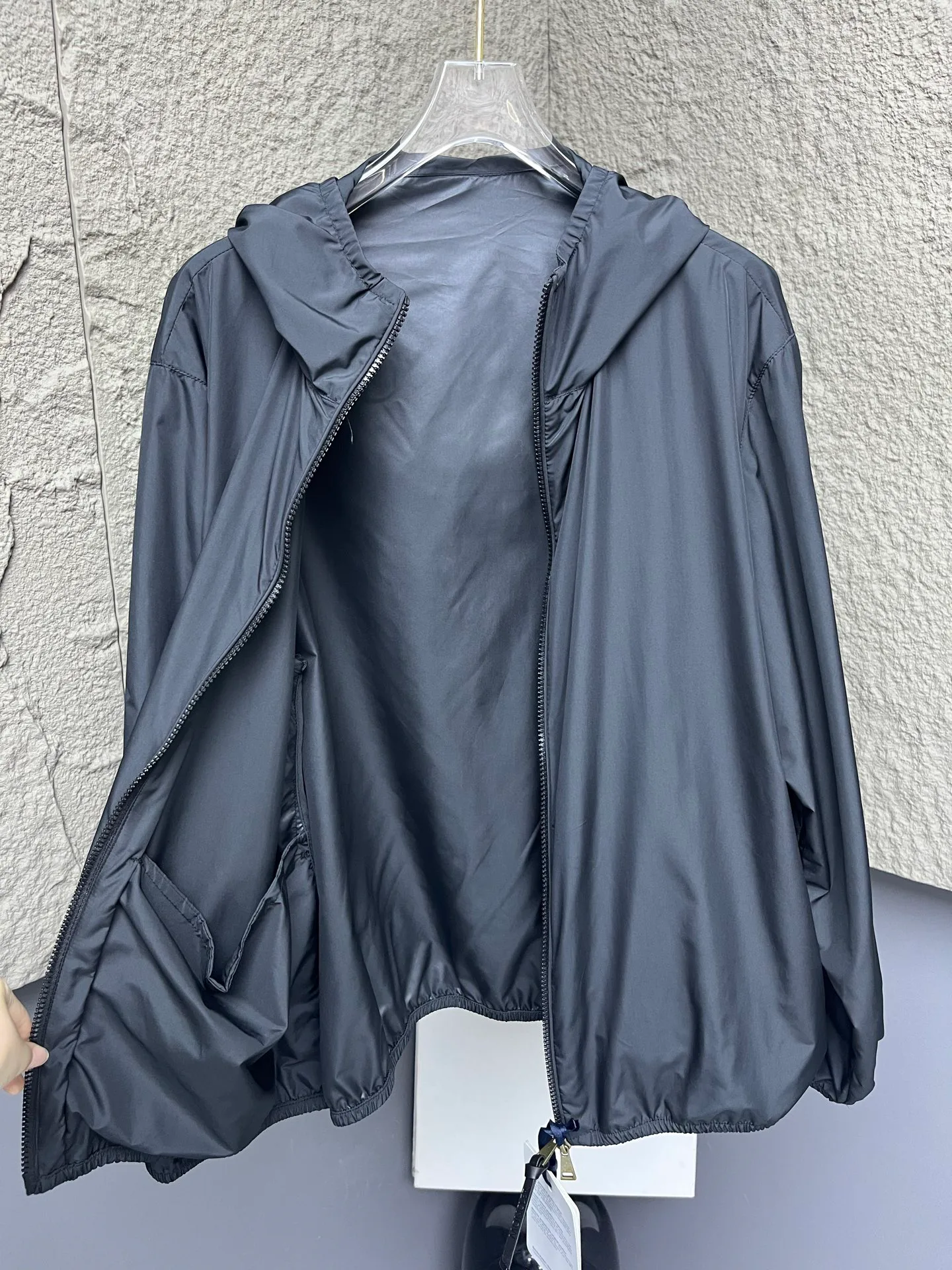 Куртки И Пуховики Женские Moncler 14179717