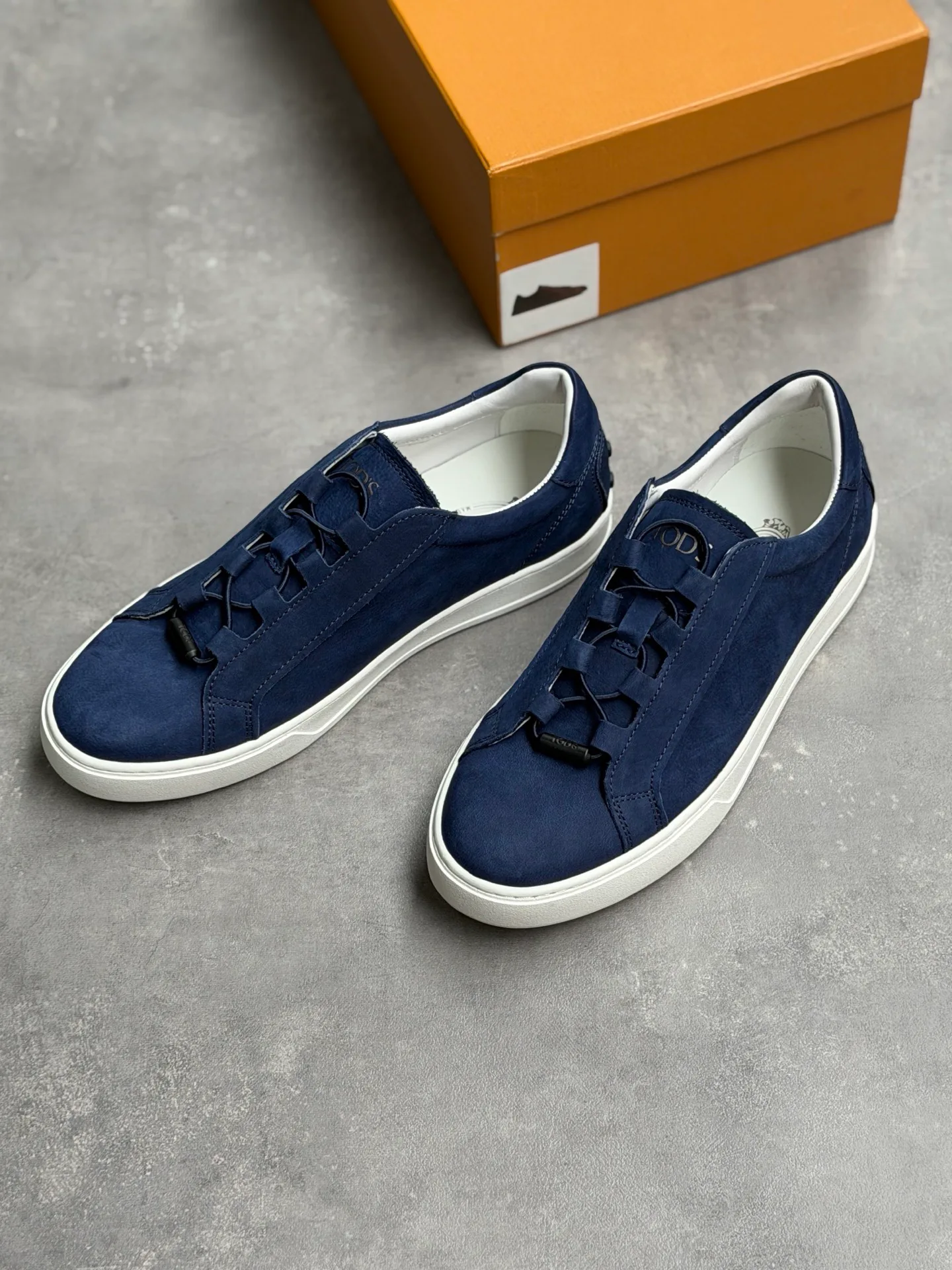 Кроссовки Мужские Tod's 18995609