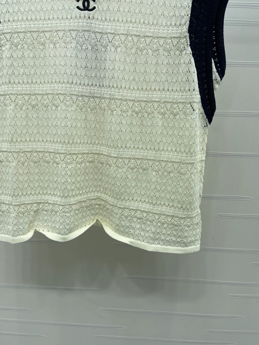 Жилеты Женские Chanel 16903641