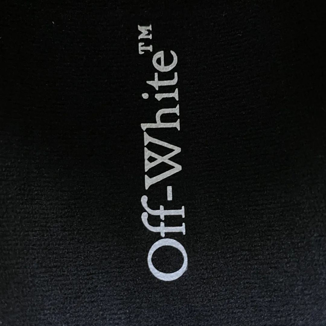 Кроссовки Женские Off-White 16983409