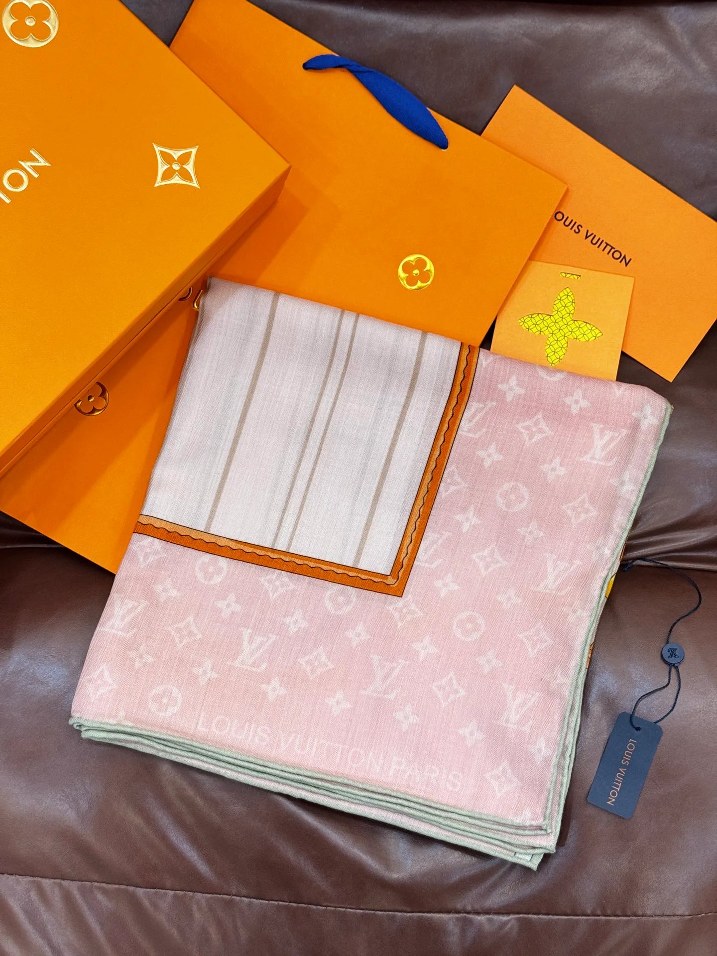 Шарфы Louis Vuitton 218425