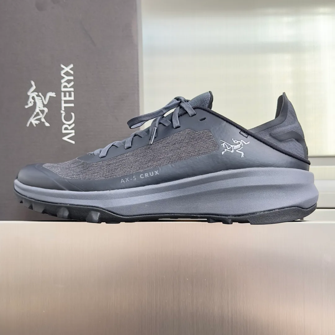 Кроссовки Женские Arcteryx 17415472