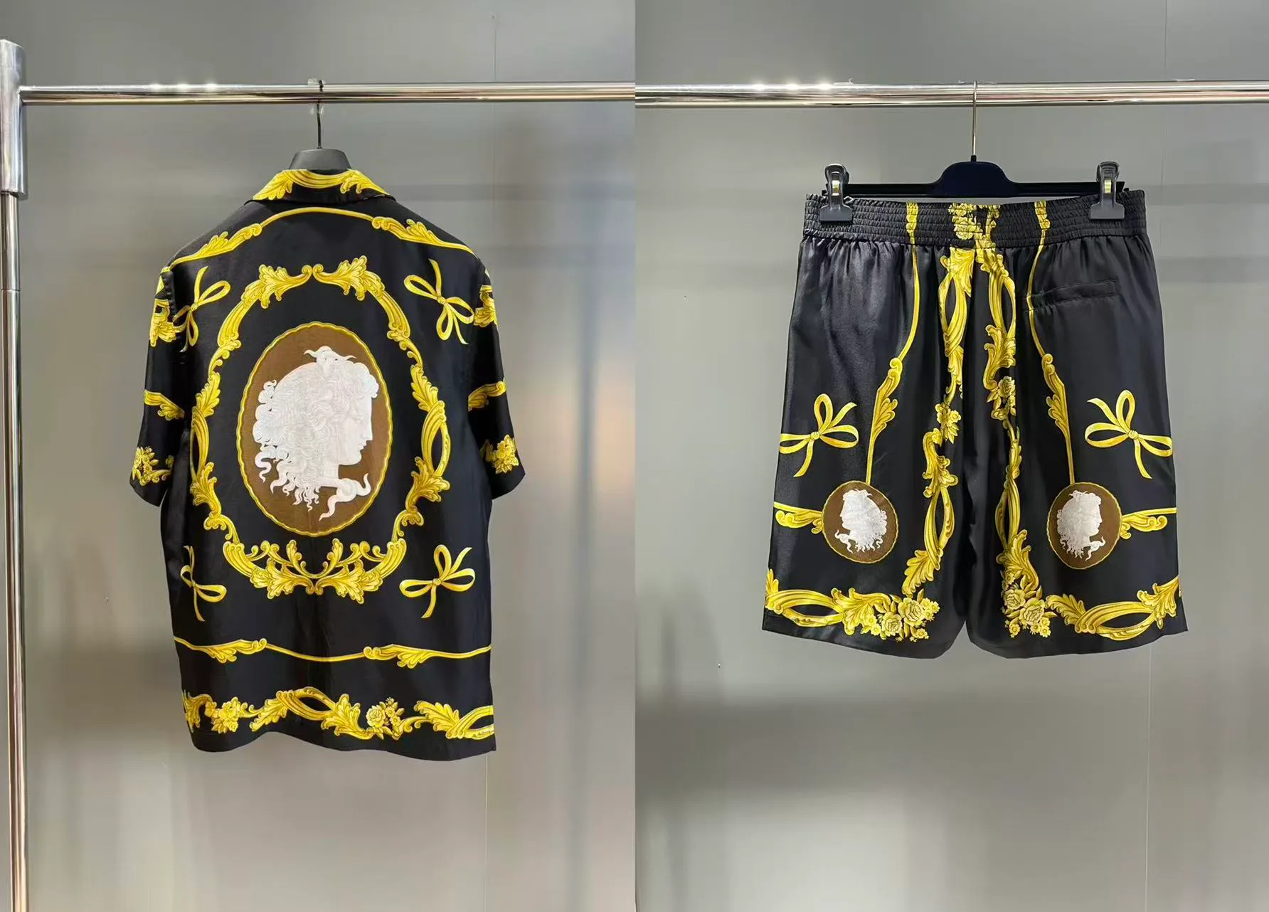 Шорты Мужские Versace 13245926