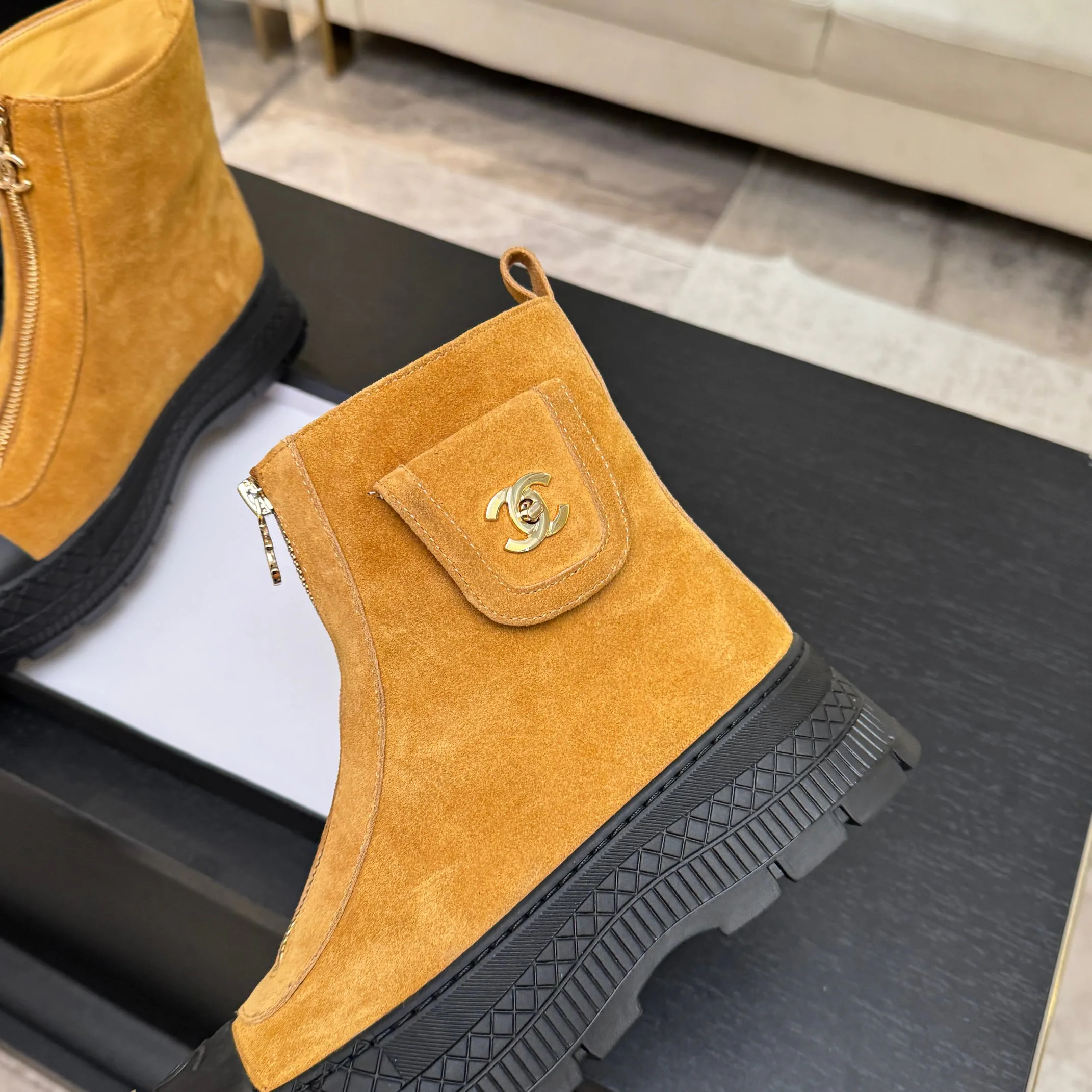 Ботинки Женские Chanel 17899992