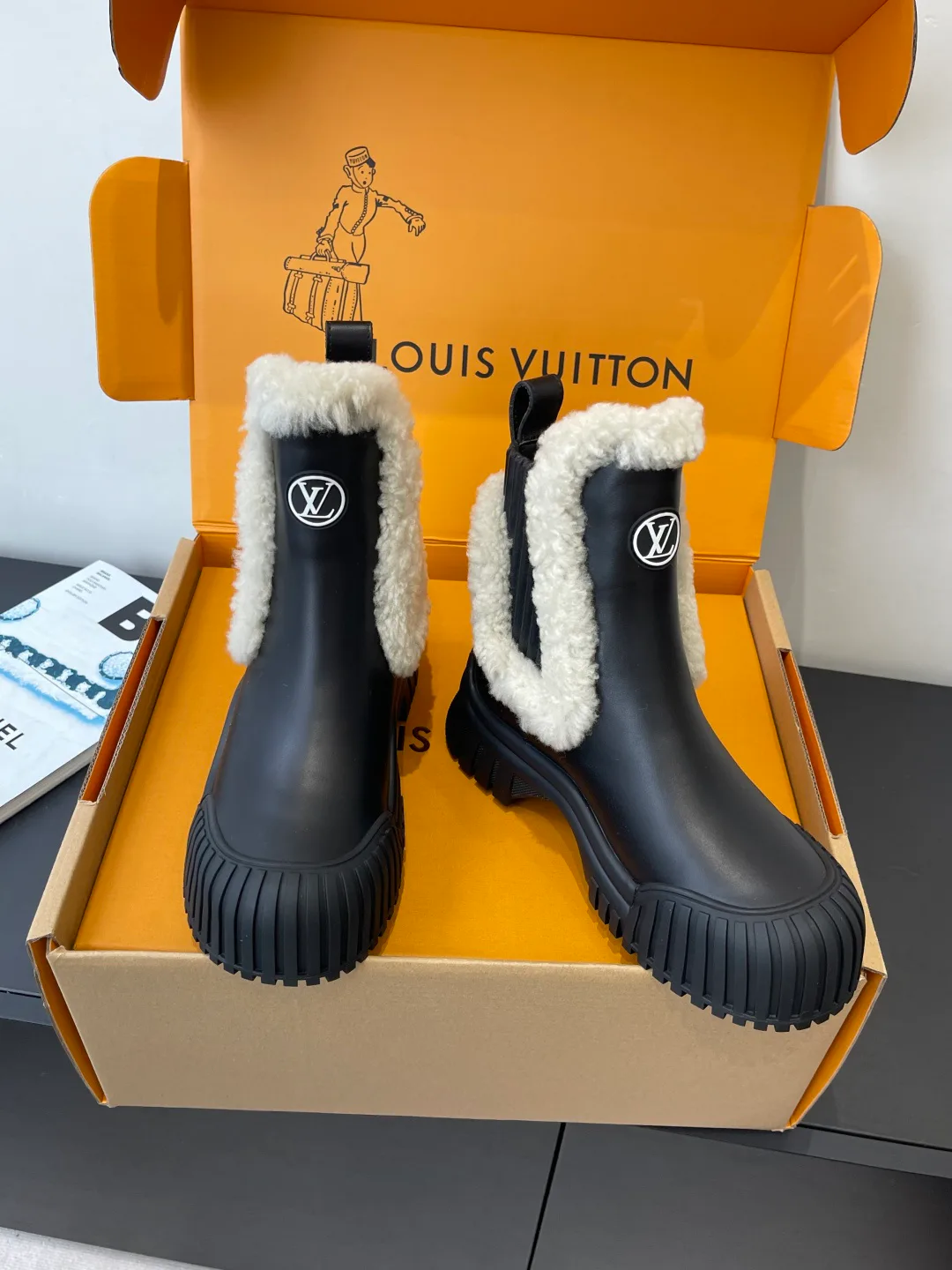 Ботинки Женские Louis Vuitton 529778