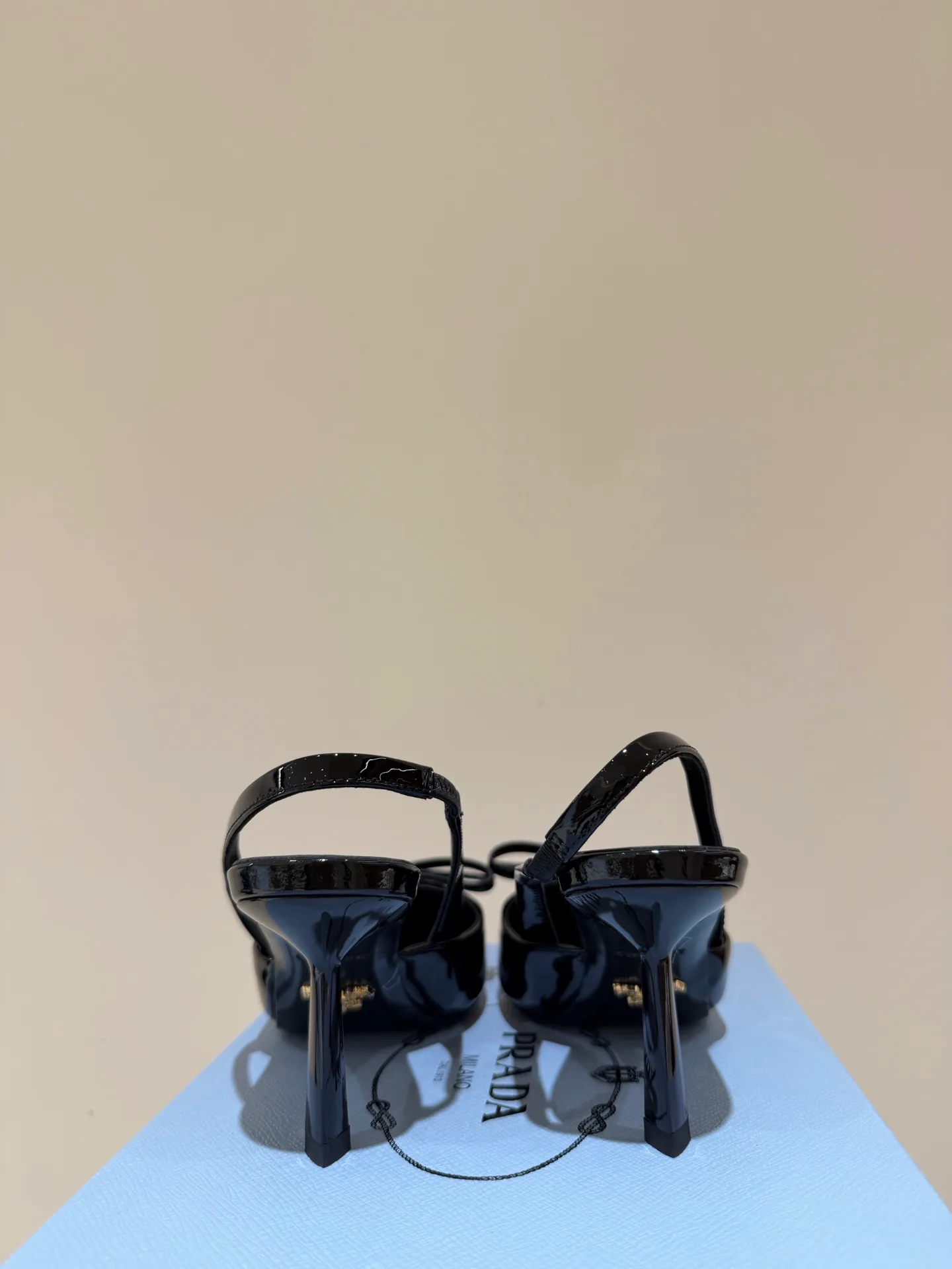 Босоножки Женские Prada 11705656