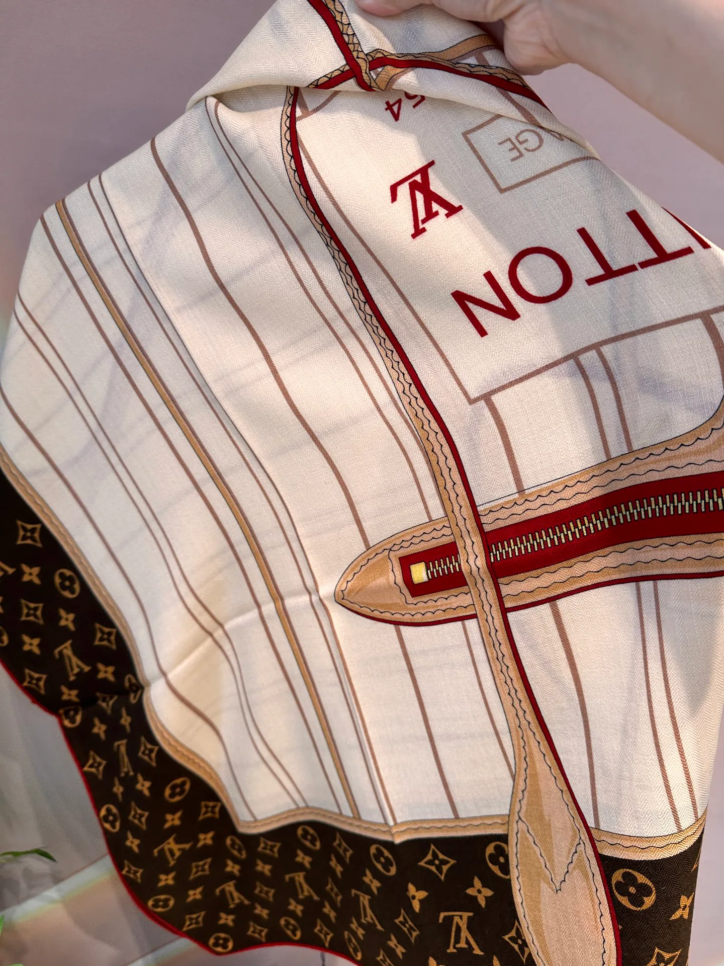 Шарфы Louis Vuitton 11910614