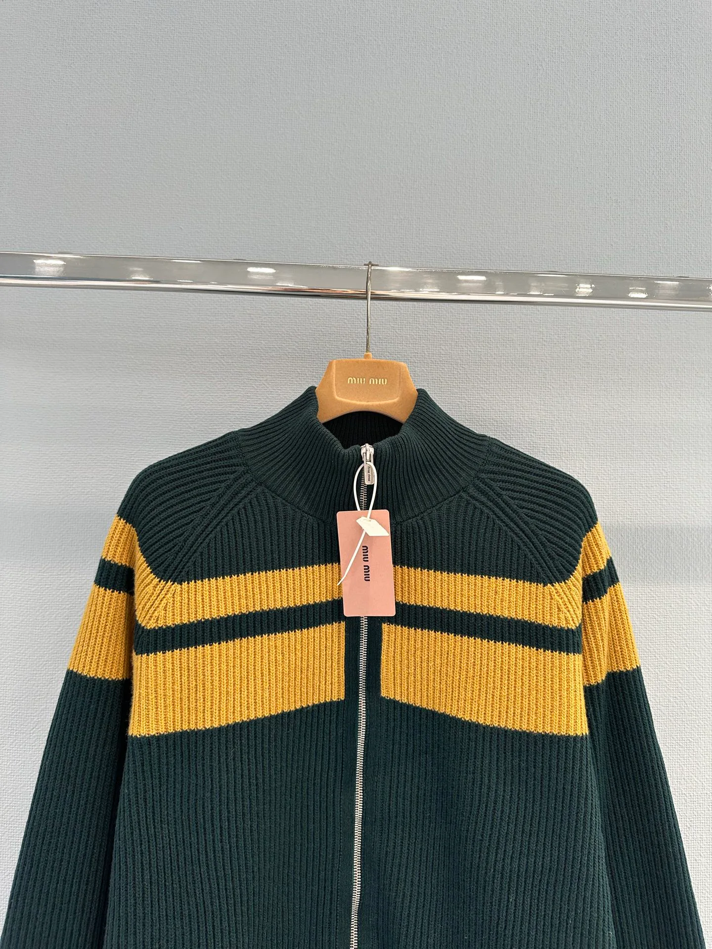 Куртки И Пуховики Женские Miu Miu 18963220