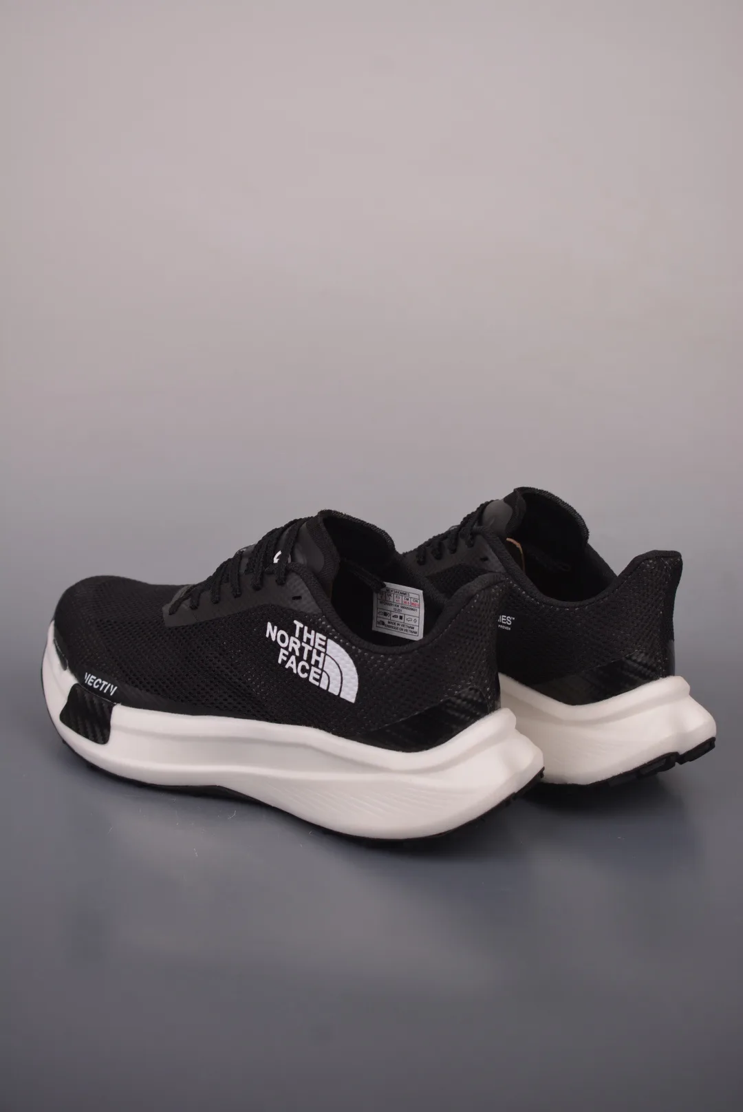 Кроссовки Женские The North Face 17576763