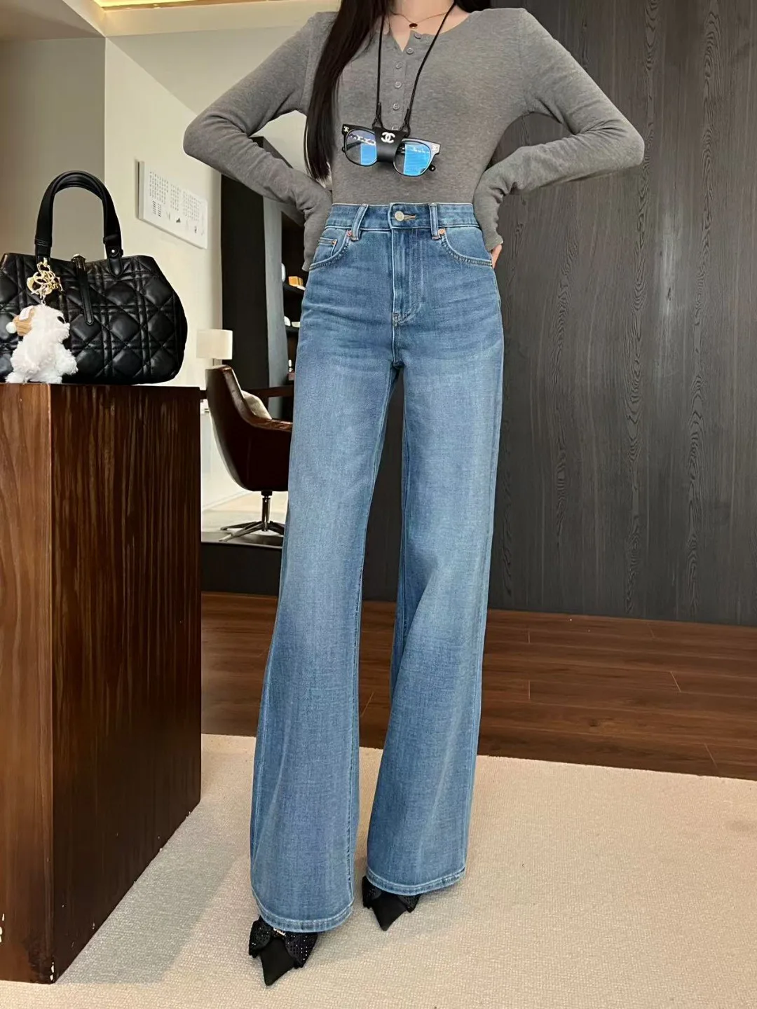 Джинсы Женские Valentino 11676733