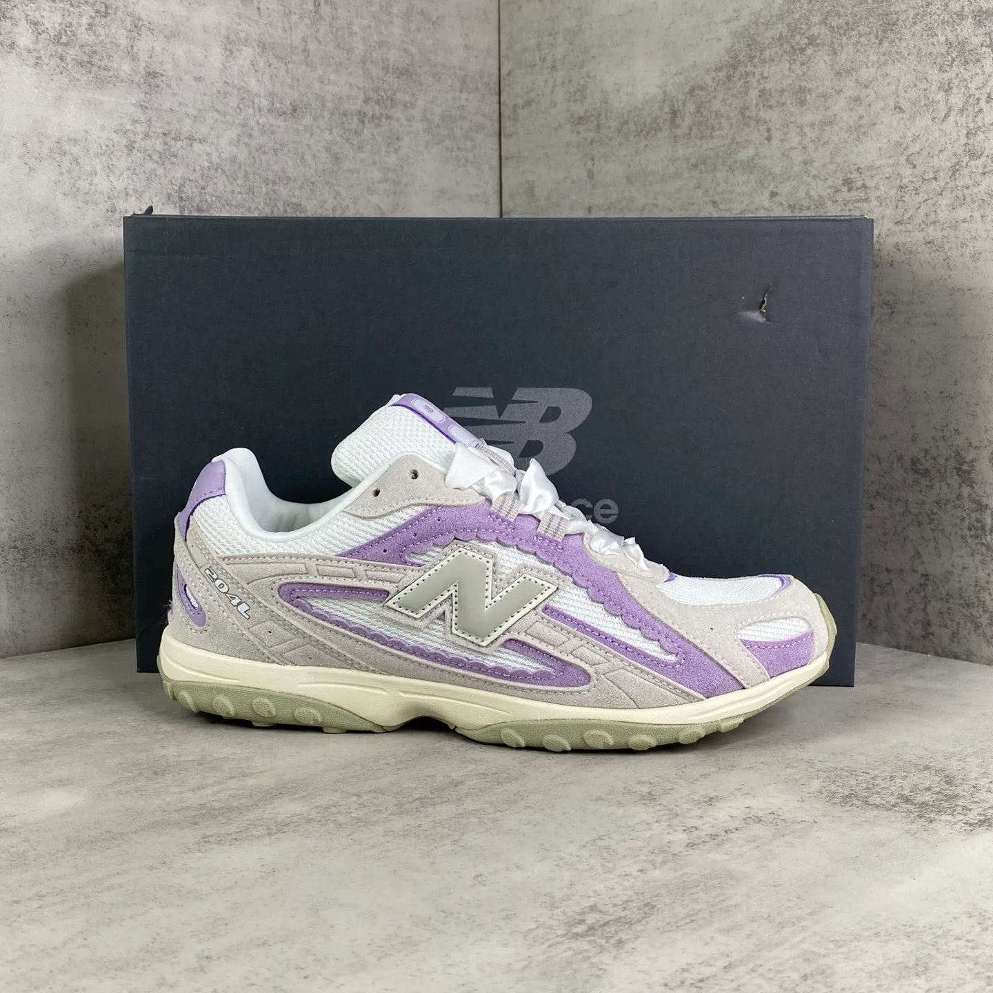 Кроссовки Женские New Balance 17963598