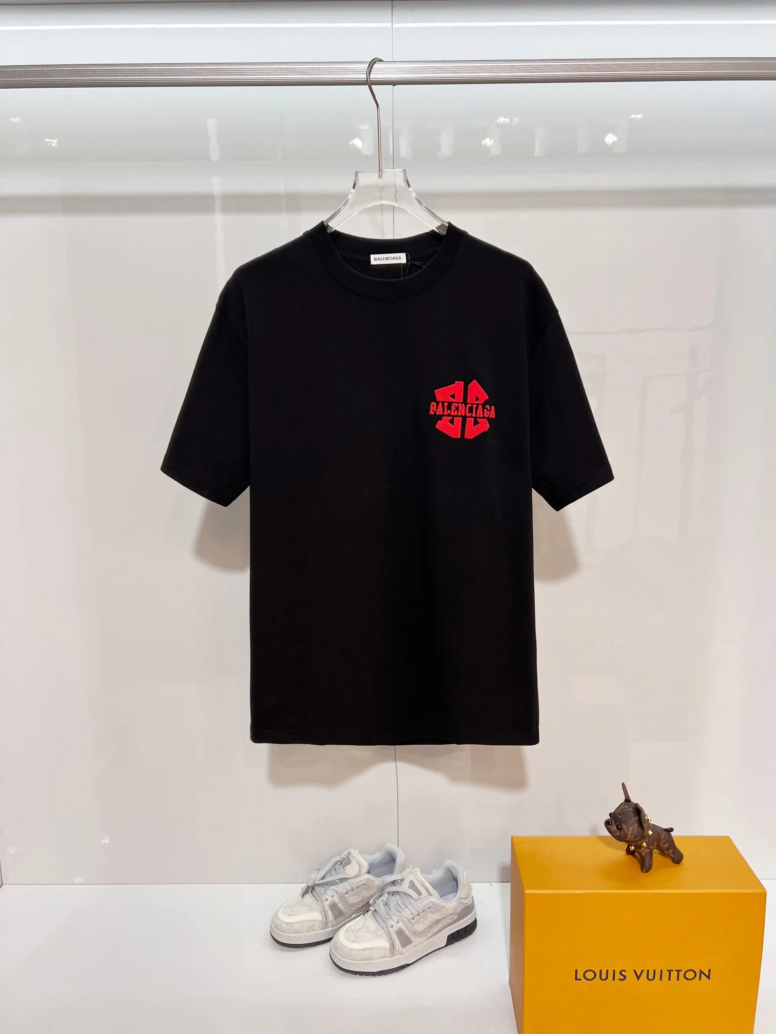 Футболки Женские Balenciaga 1236857