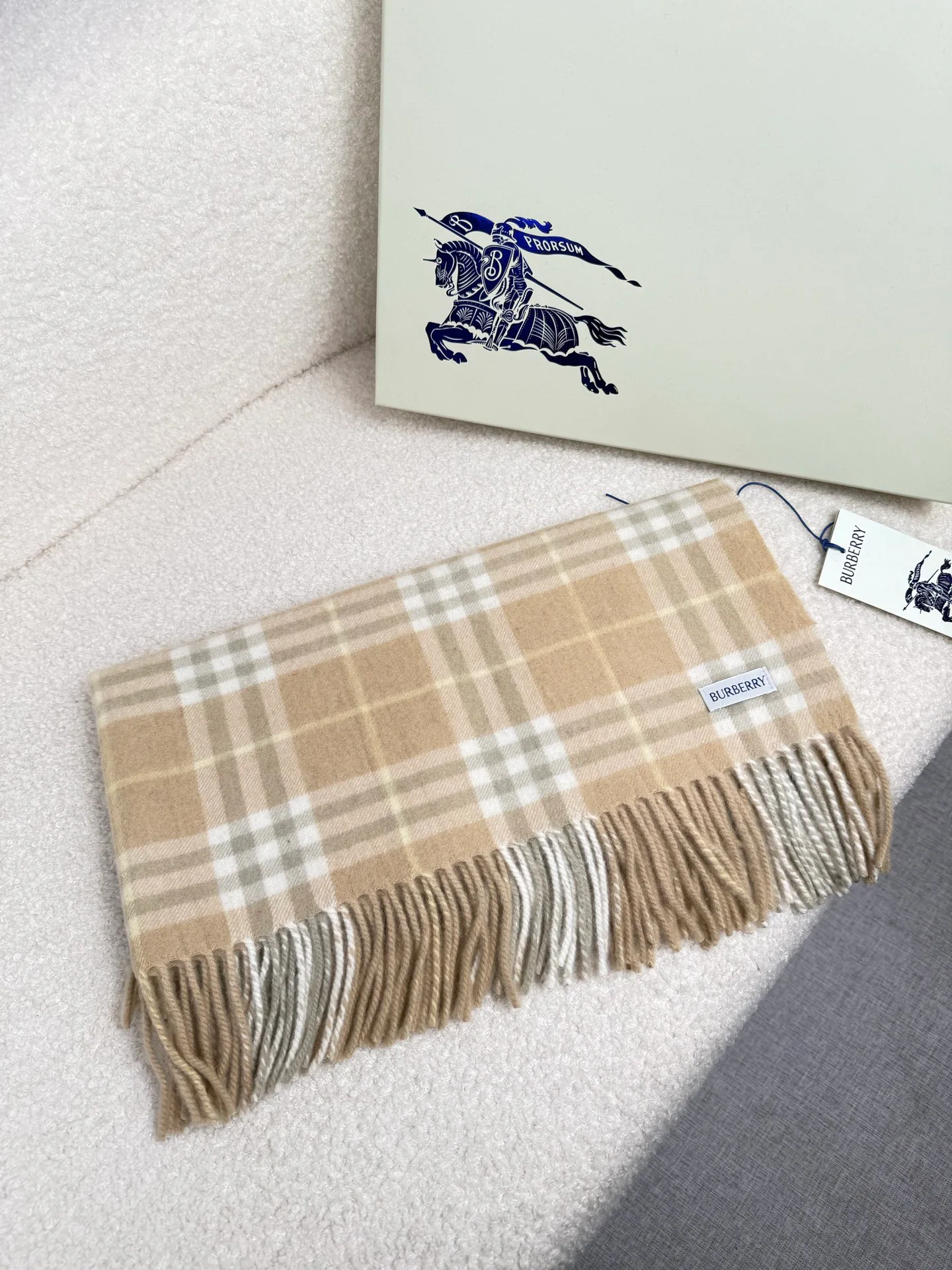 Шарфы Burberry 778472