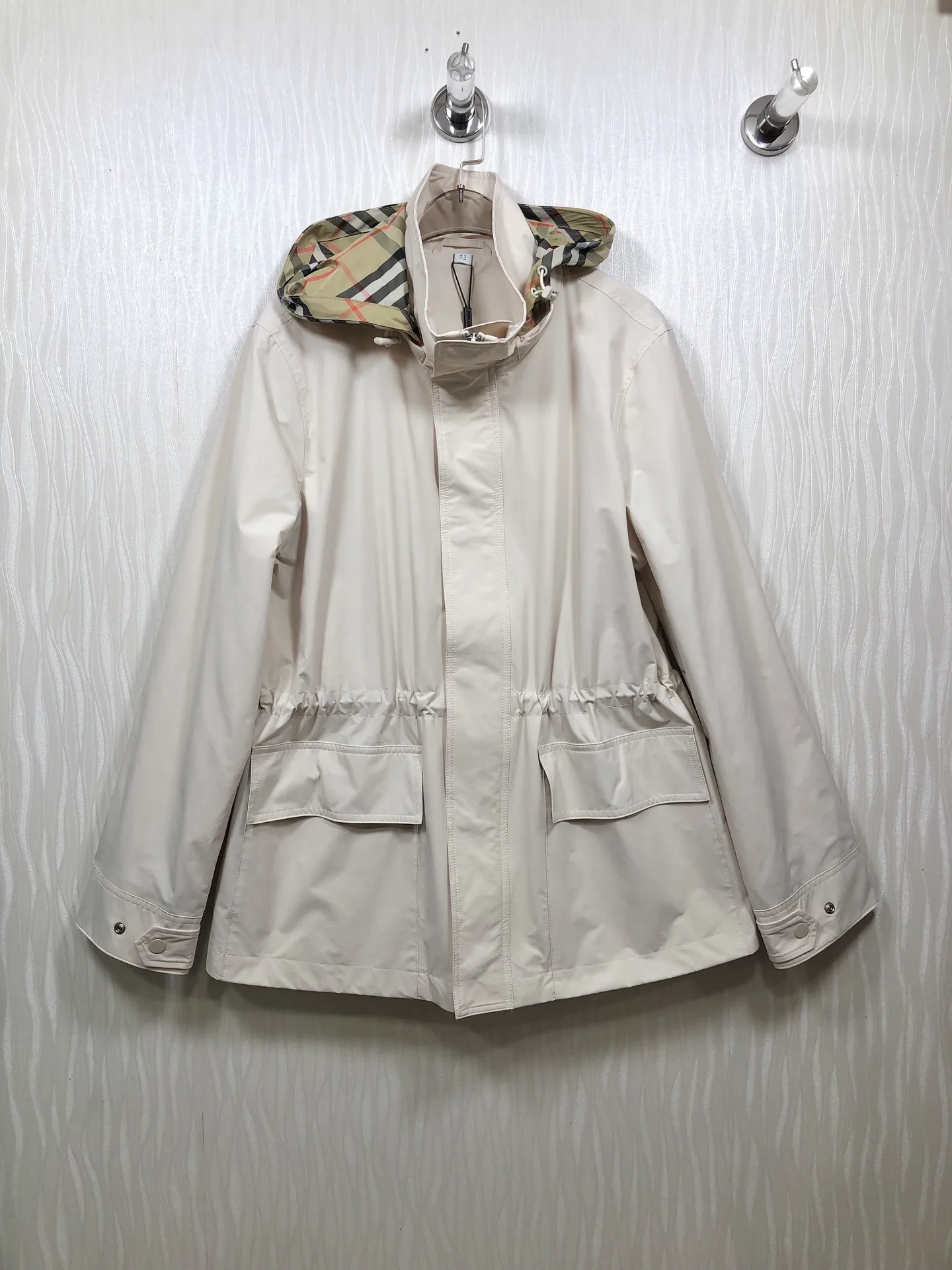 Куртки И Пуховики Женские Burberry 11698735