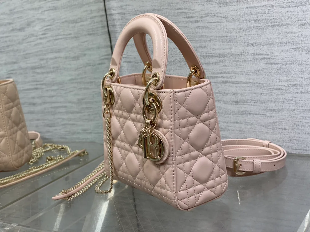 Классические Сумки Женские Christian Dior 11685154