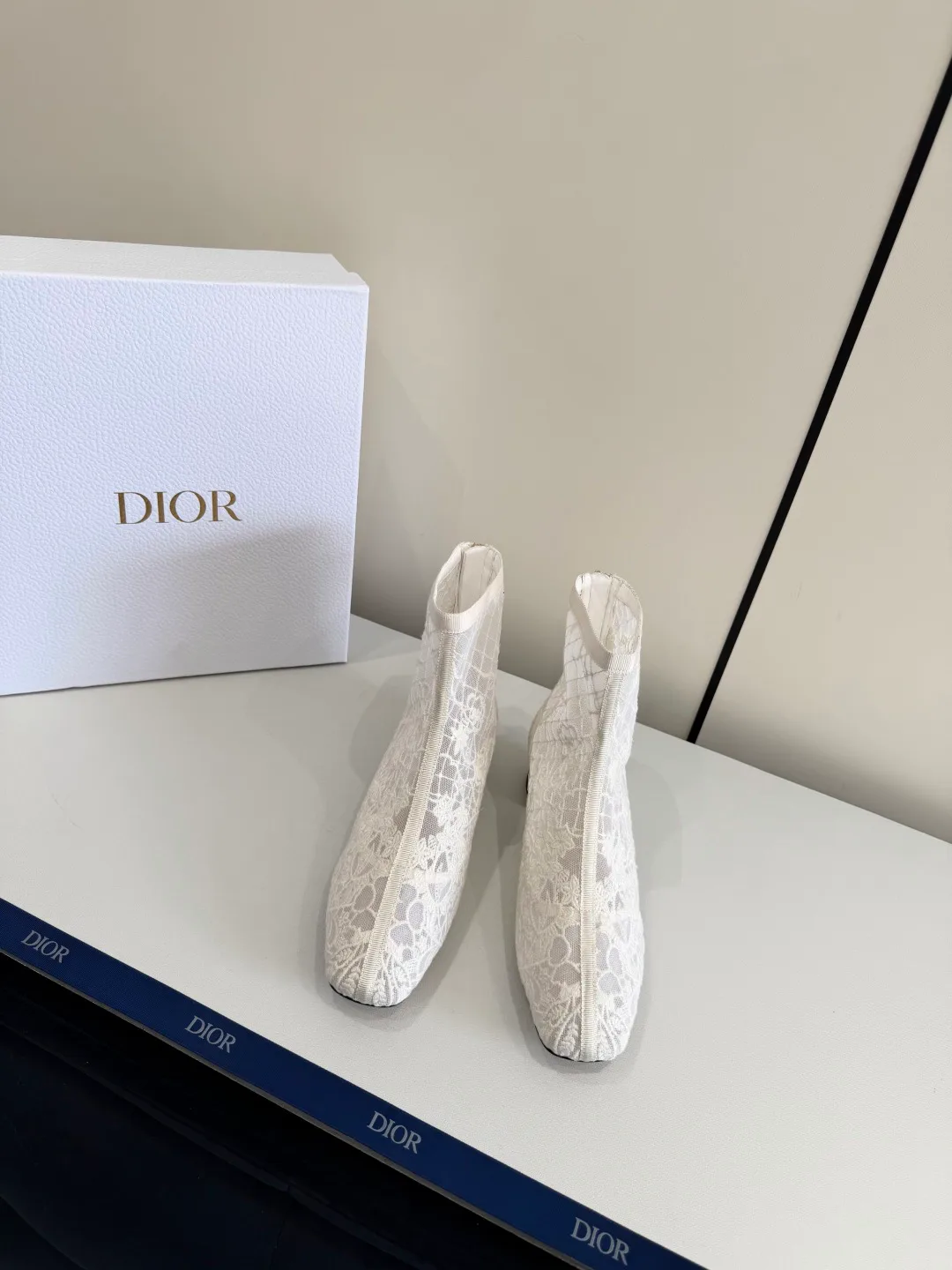 Ботинки Женские Christian Dior 11324324