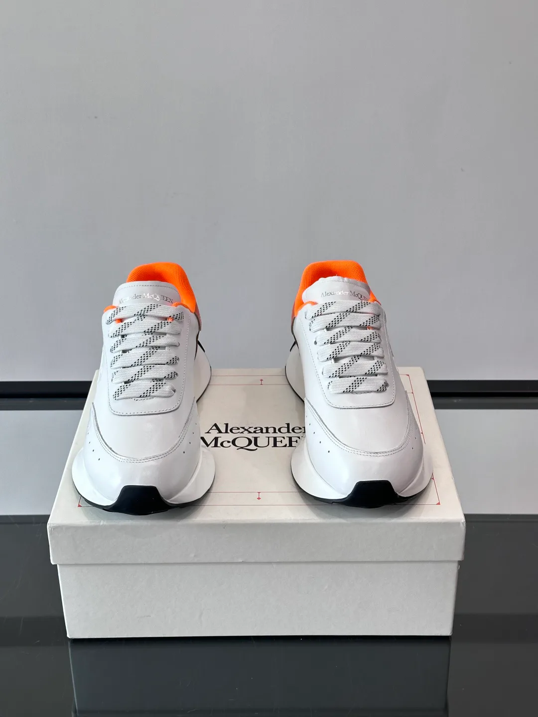 Кроссовки Женские Alexander Mcqueen 450130