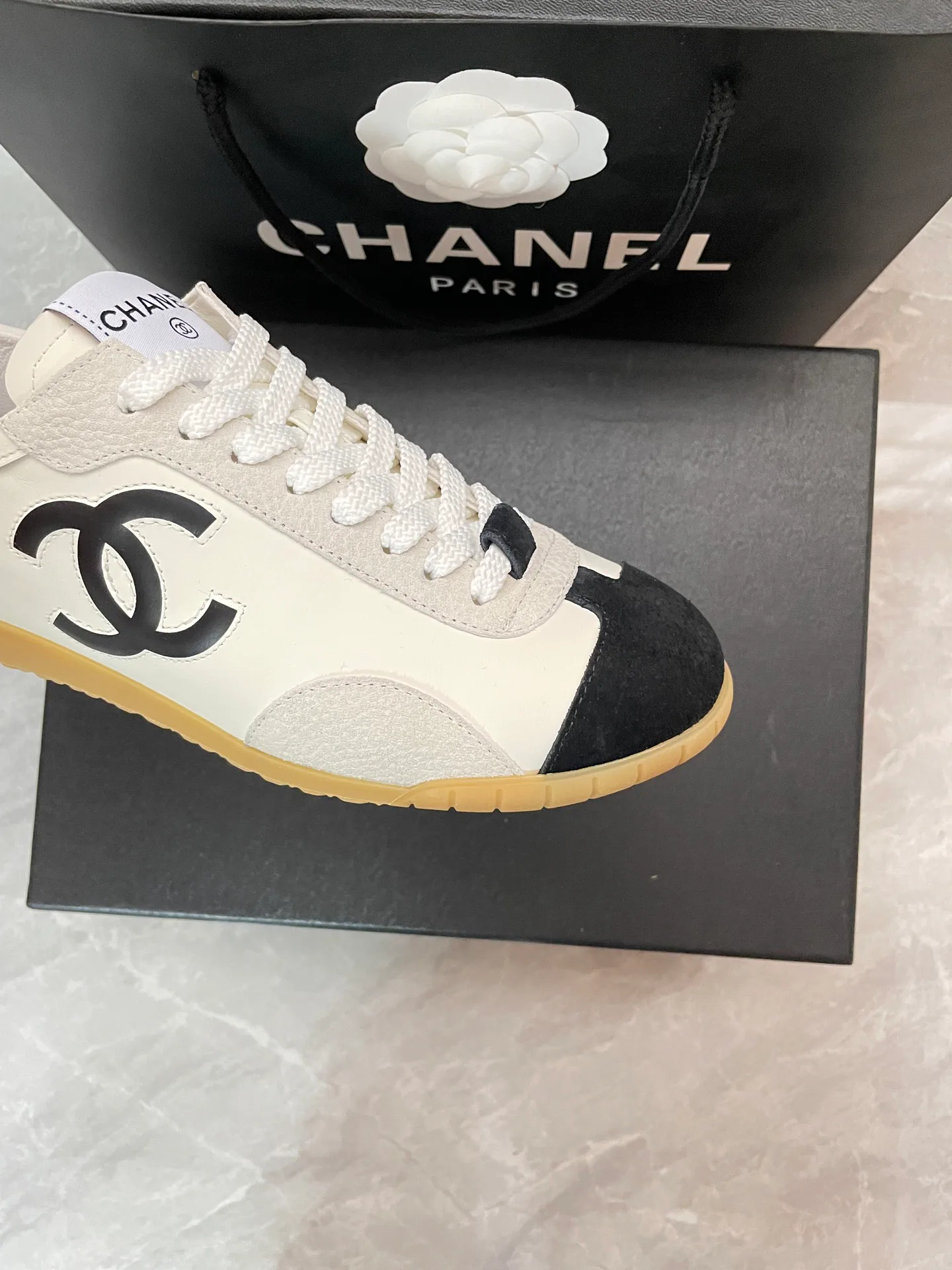 Кроссовки Женские Chanel 11008589