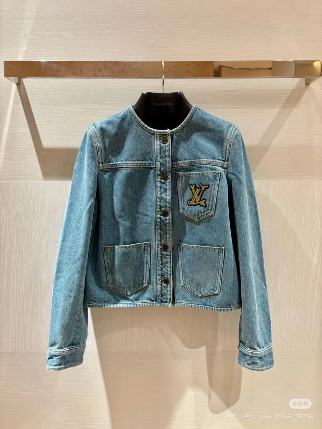 Куртки Женские Louis Vuitton Куртки Женские Louis Vuitton