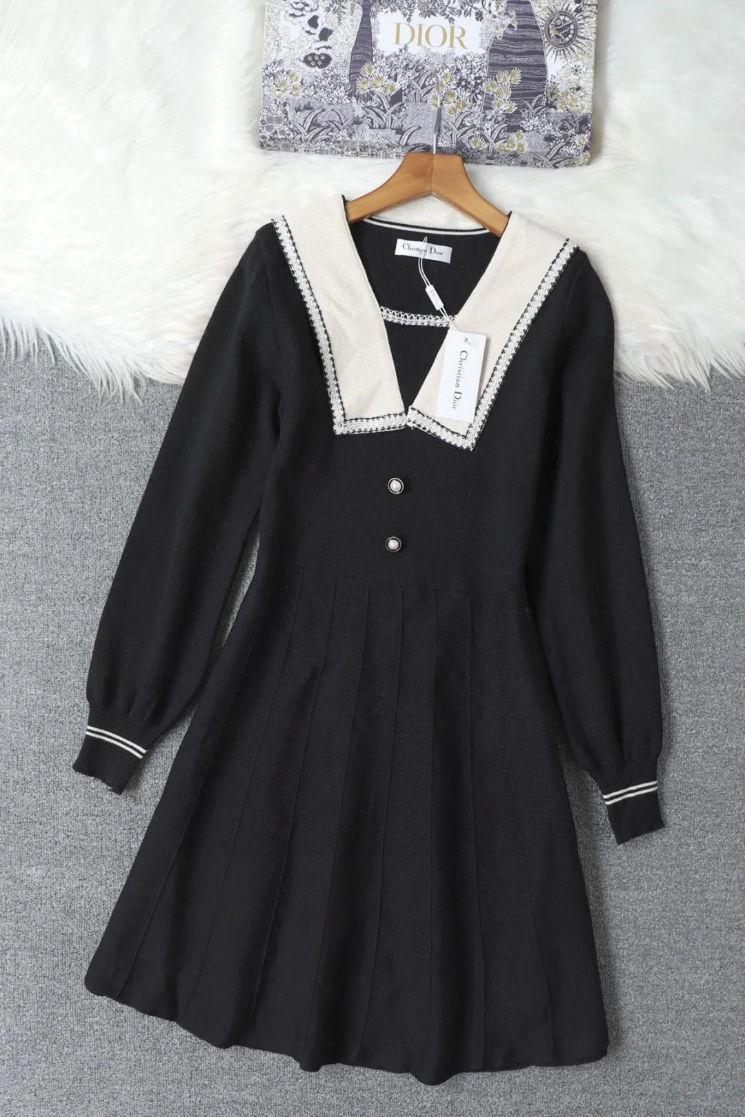 Платья Женские Christian Dior 1524988