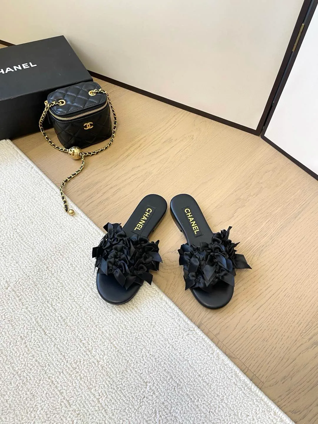 Шлепанцы Женские Chanel 29947