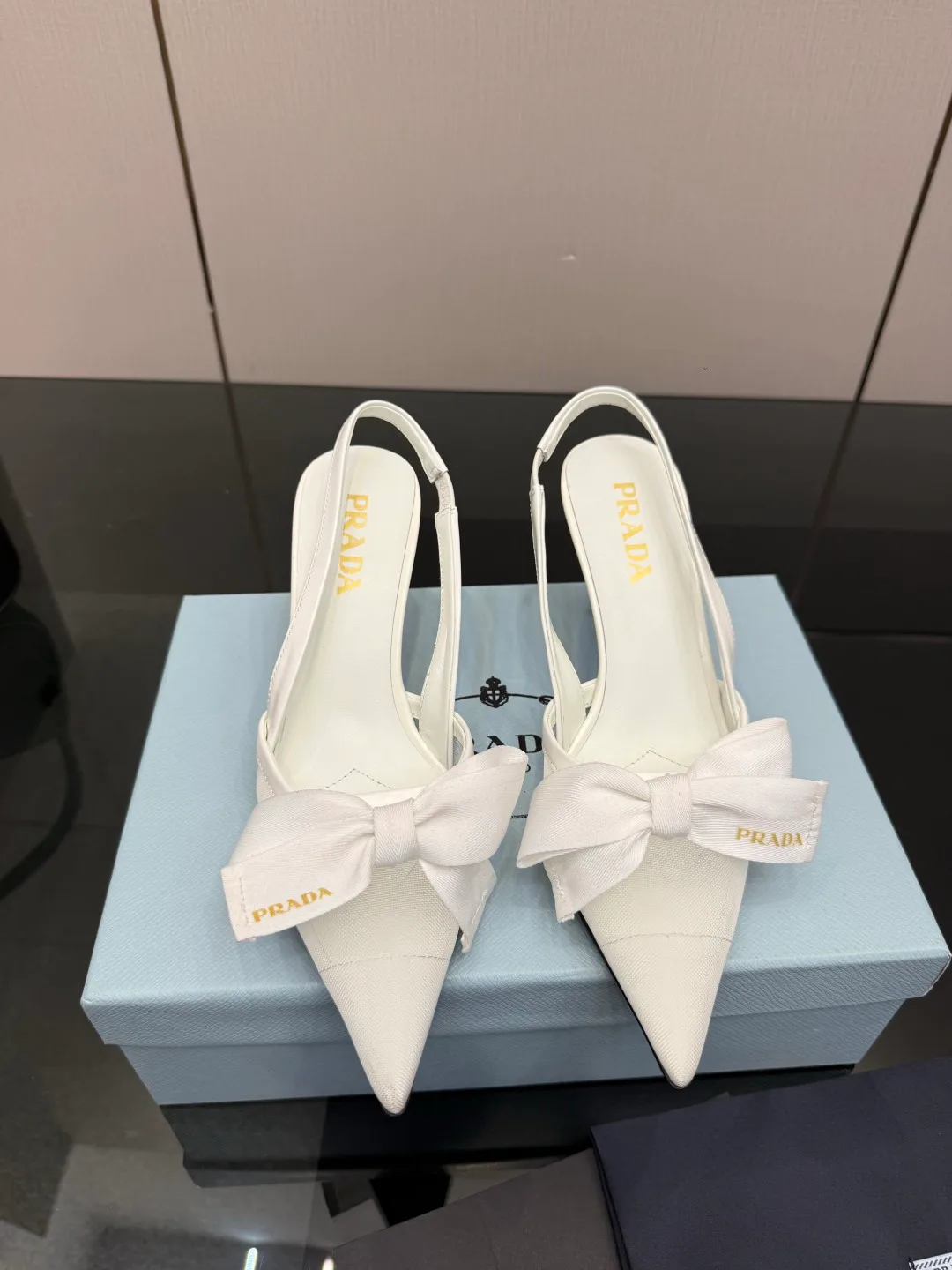 Босоножки Женские Prada 11578986