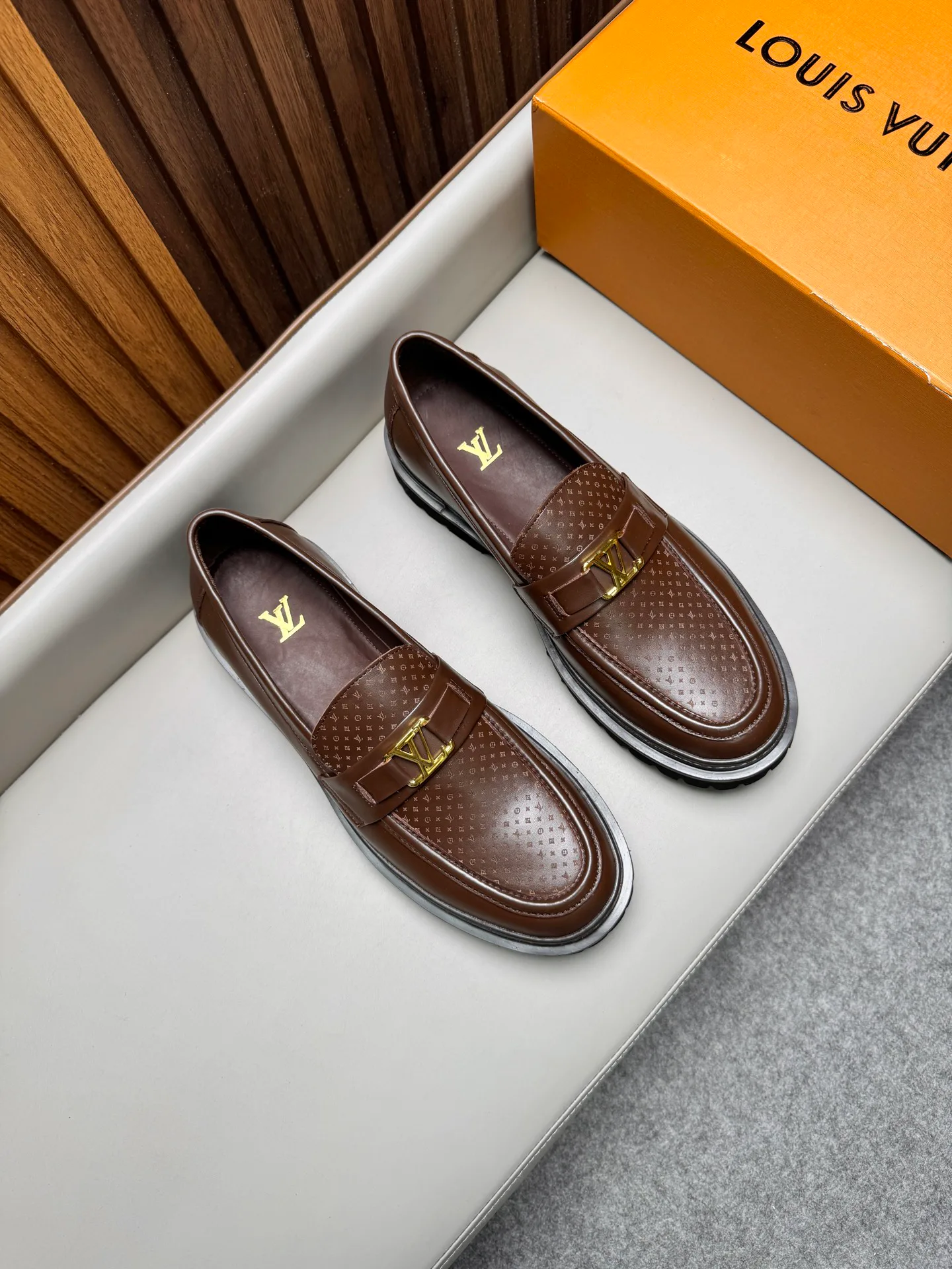 Лоферы И Туфли Мужские Louis Vuitton 17470881