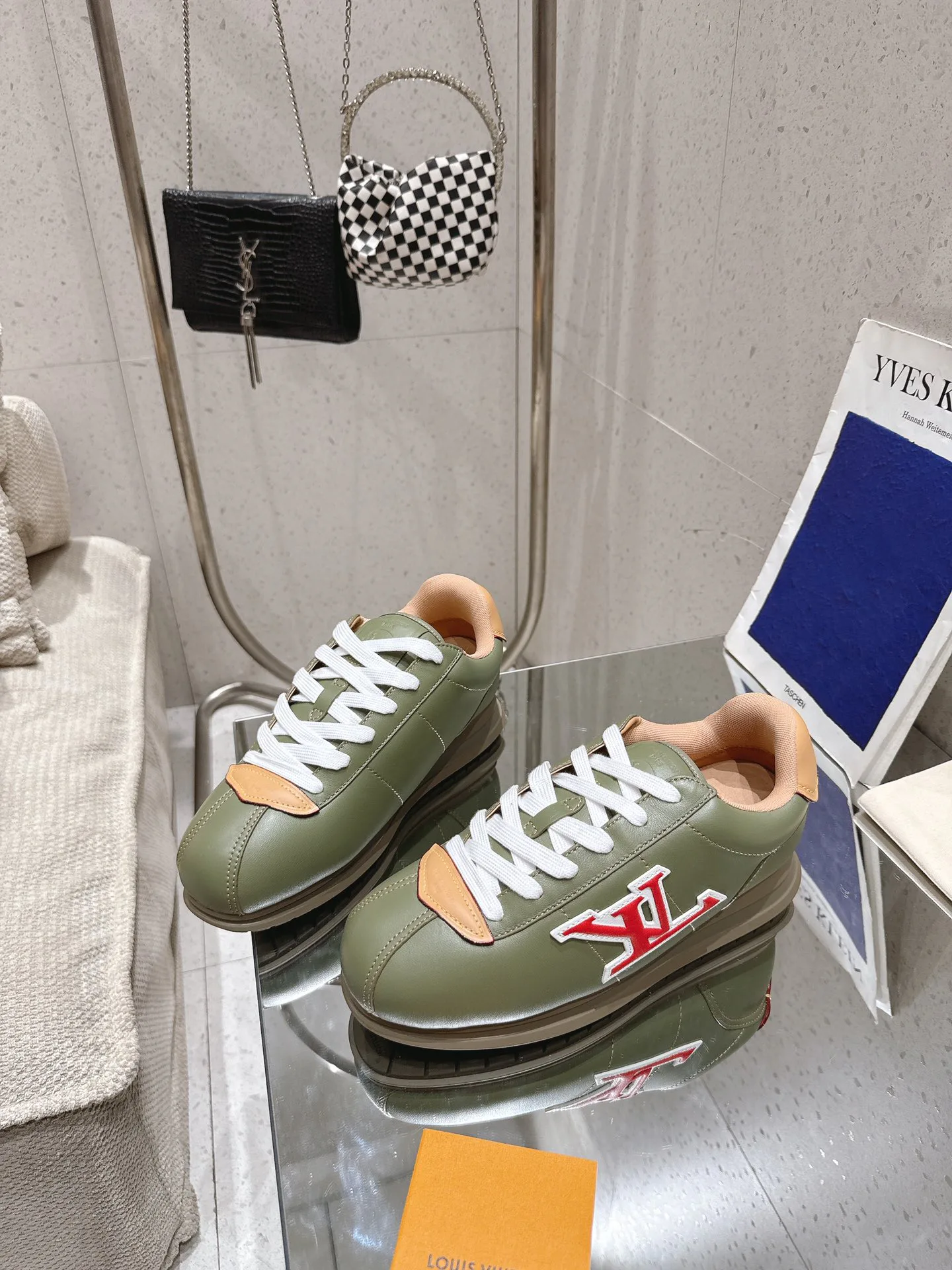 Кроссовки Мужские Louis Vuitton 137556