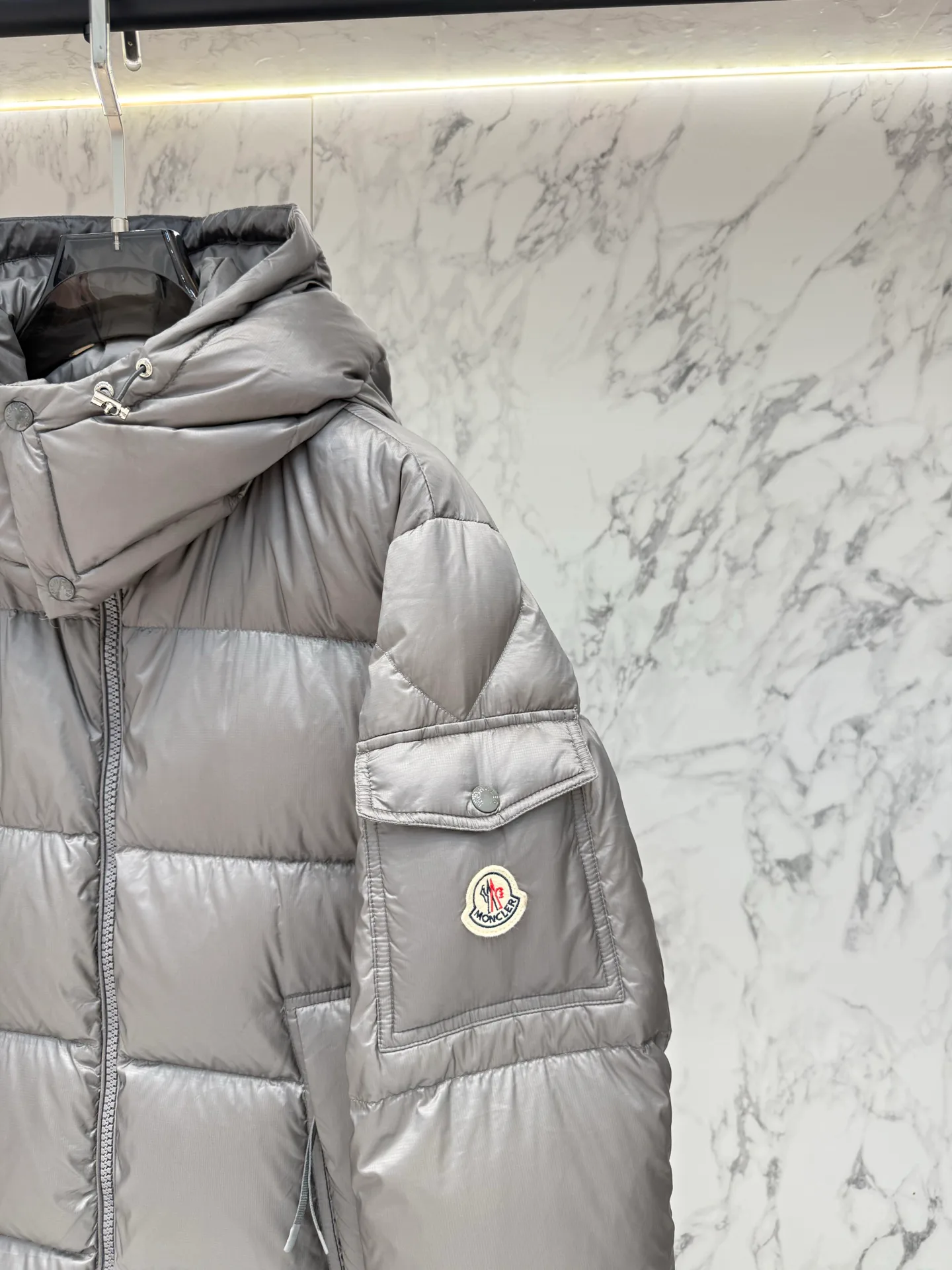 Куртки И Пуховики Мужские Moncler 18214545
