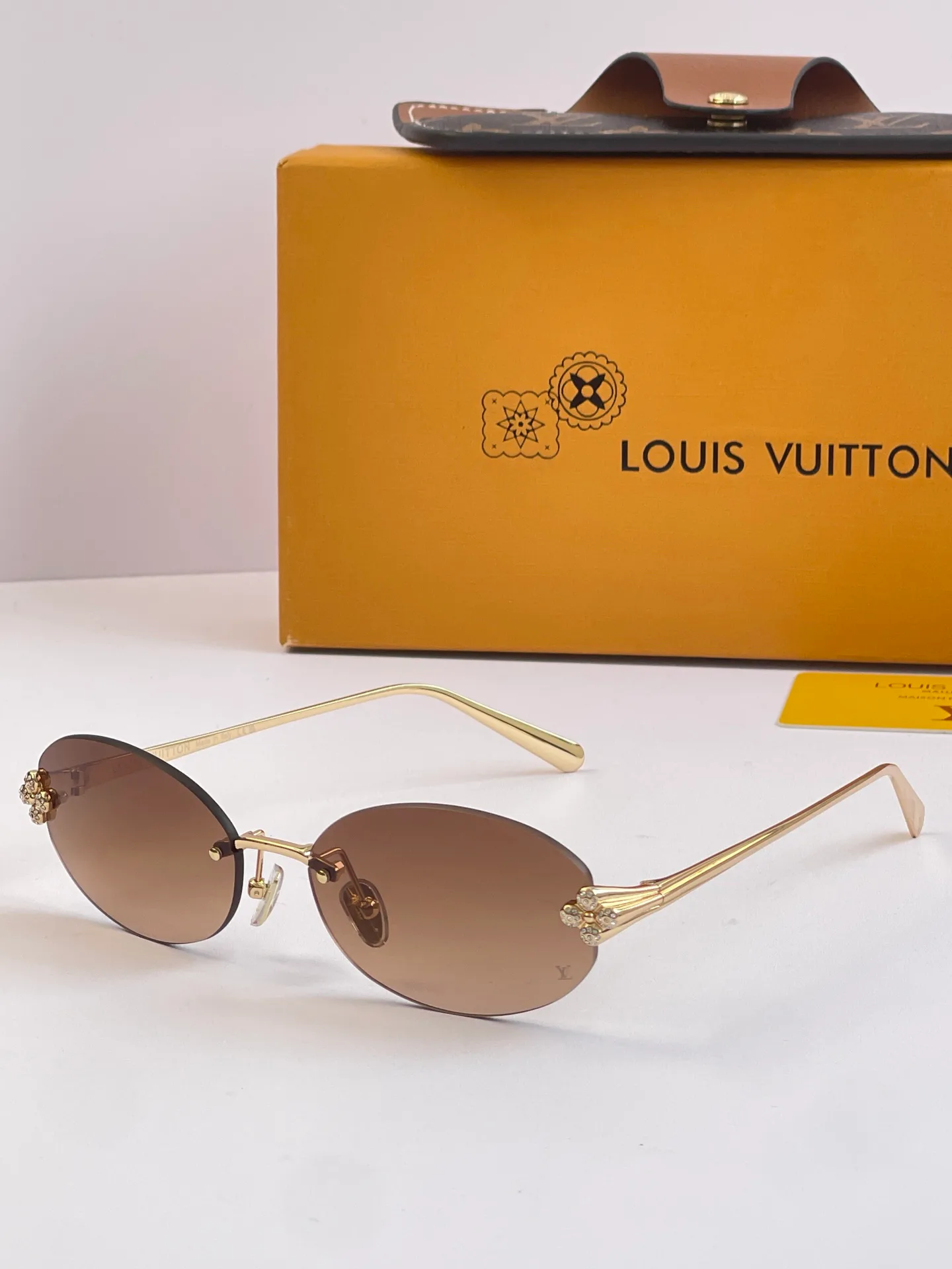 Очки Louis Vuitton 18226193