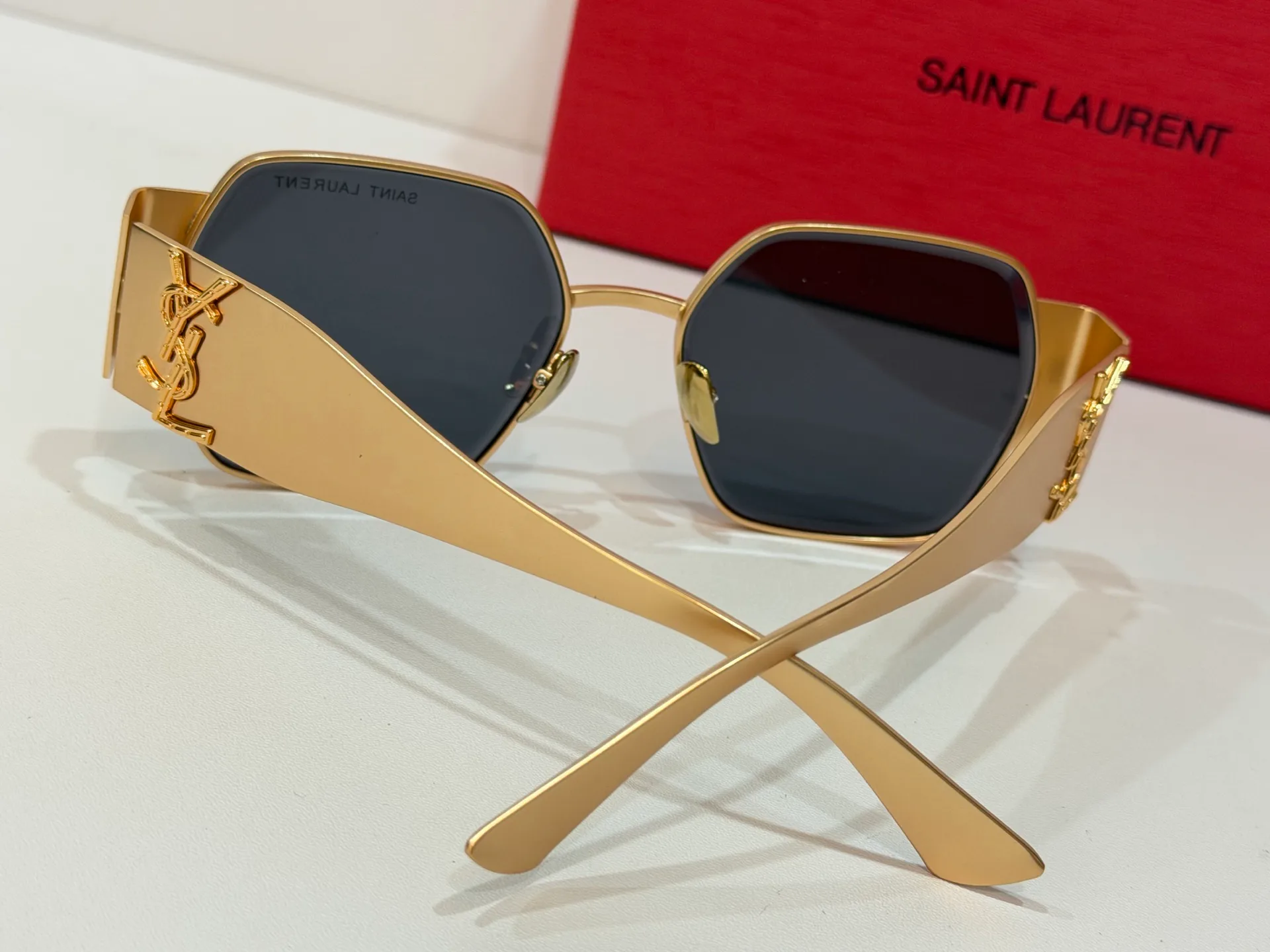 Очки Saint Laurent 13441540