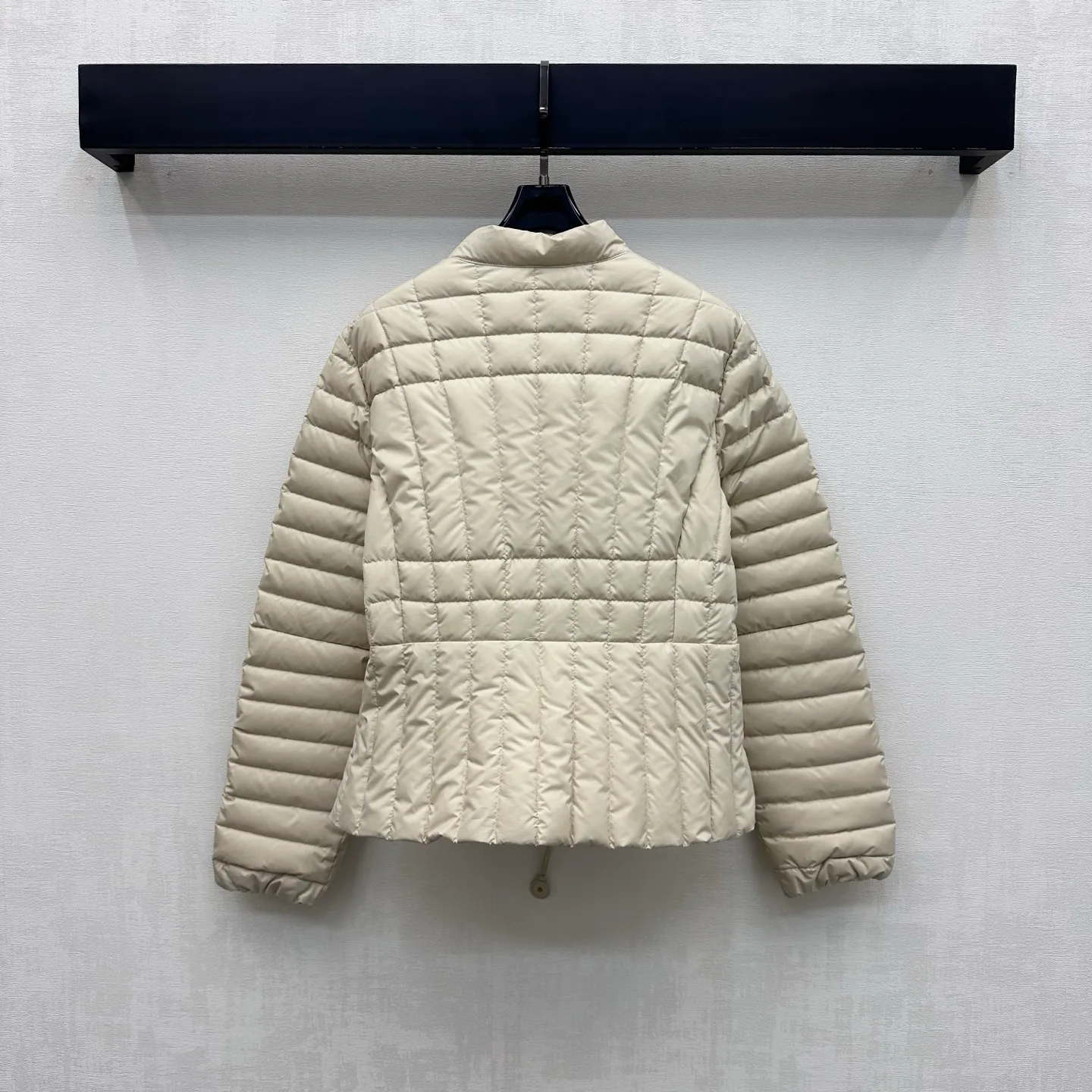 Куртки И Пуховики Женские Moncler 18432072