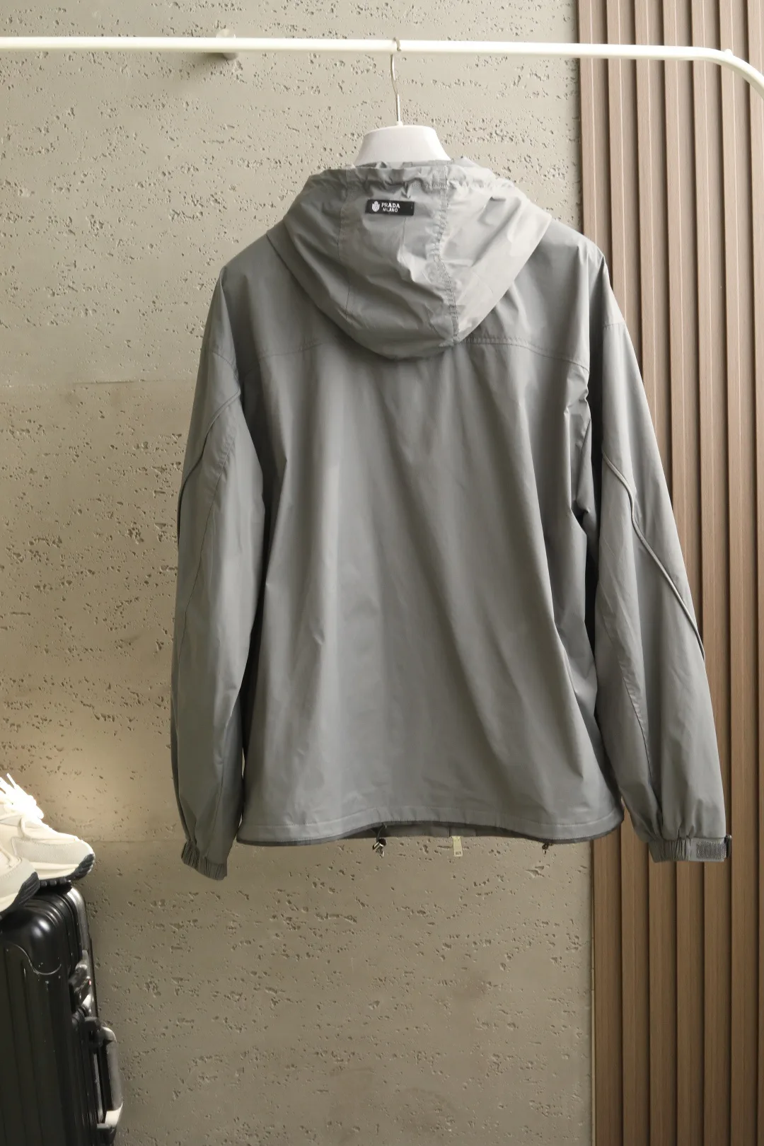 Куртки И Пуховики Мужские Prada 10629541