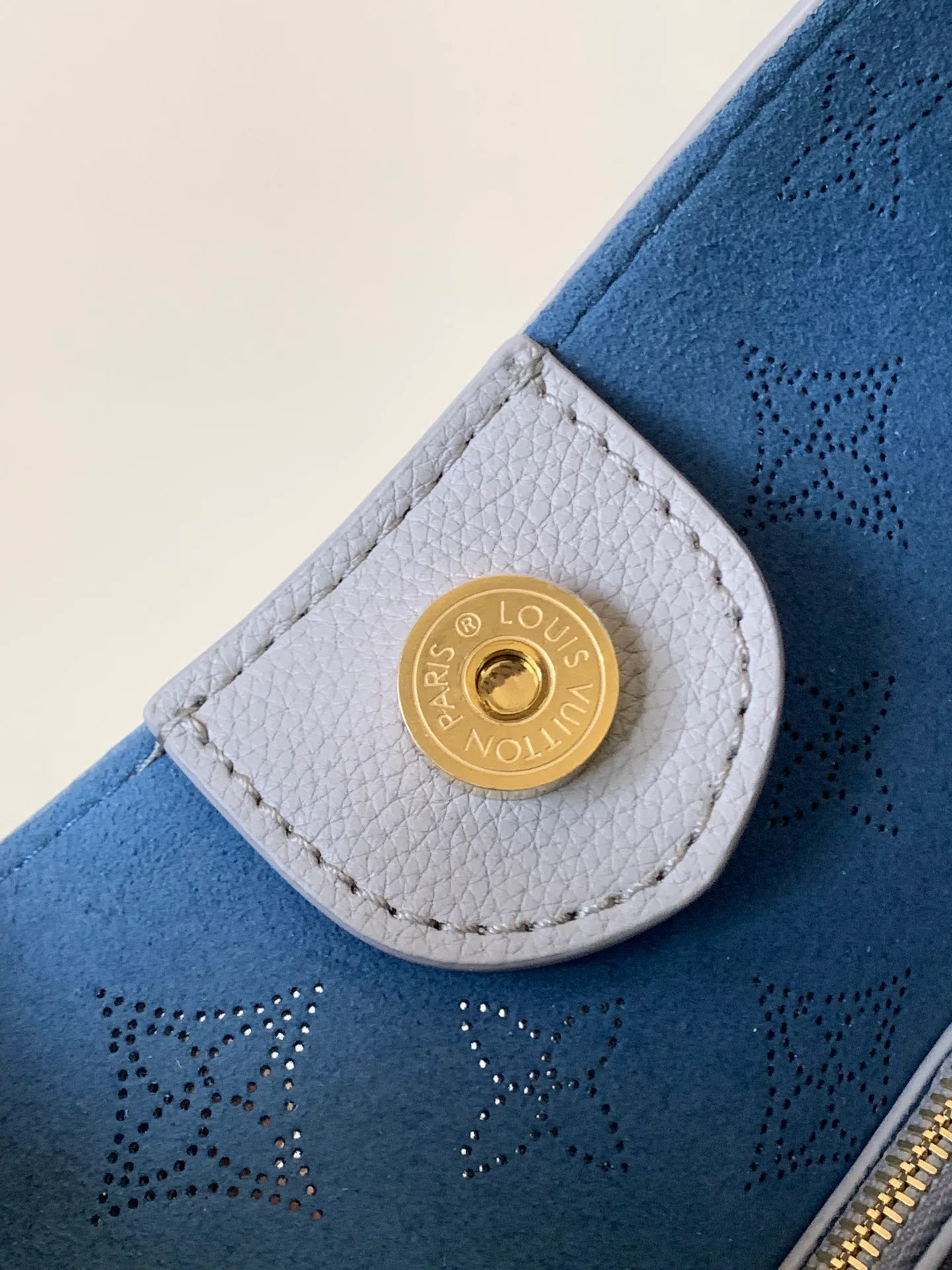 Классические Сумки Женские Louis Vuitton 8837